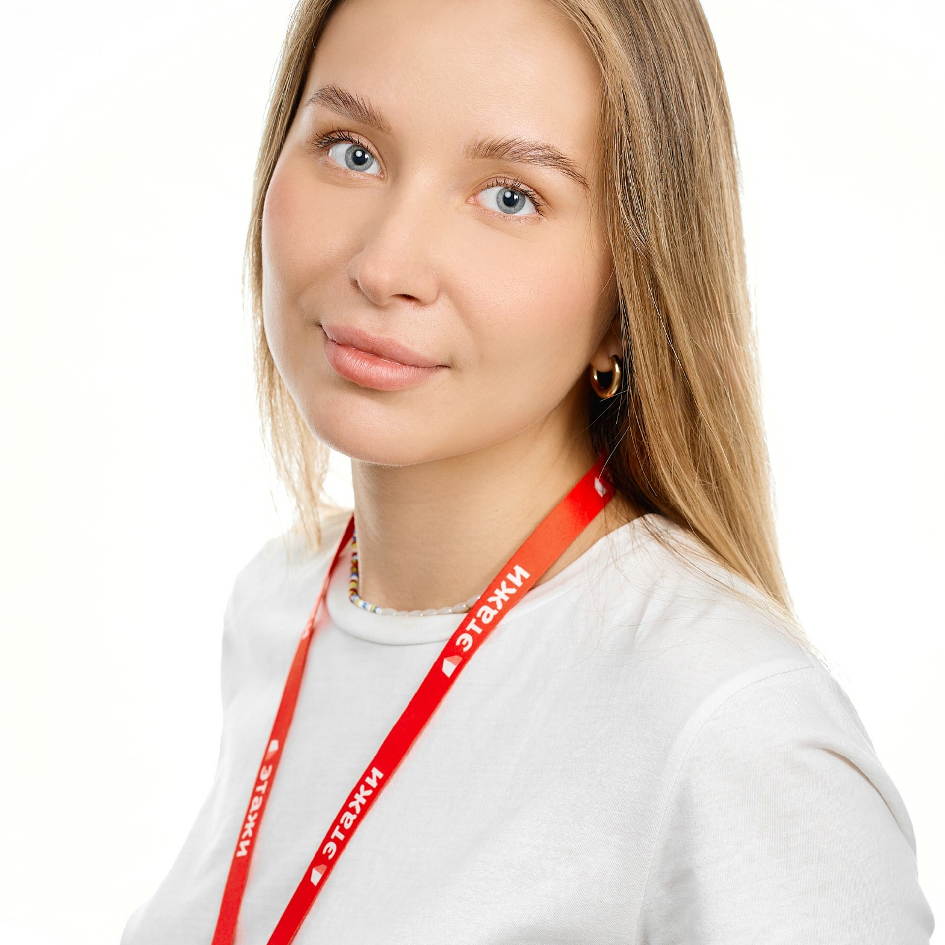 Агентство недвижимости ЭТАЖИ (Сотрудники на белом фоне). Профессиональный фотограф в Екатеринбурге Константин Зарипов