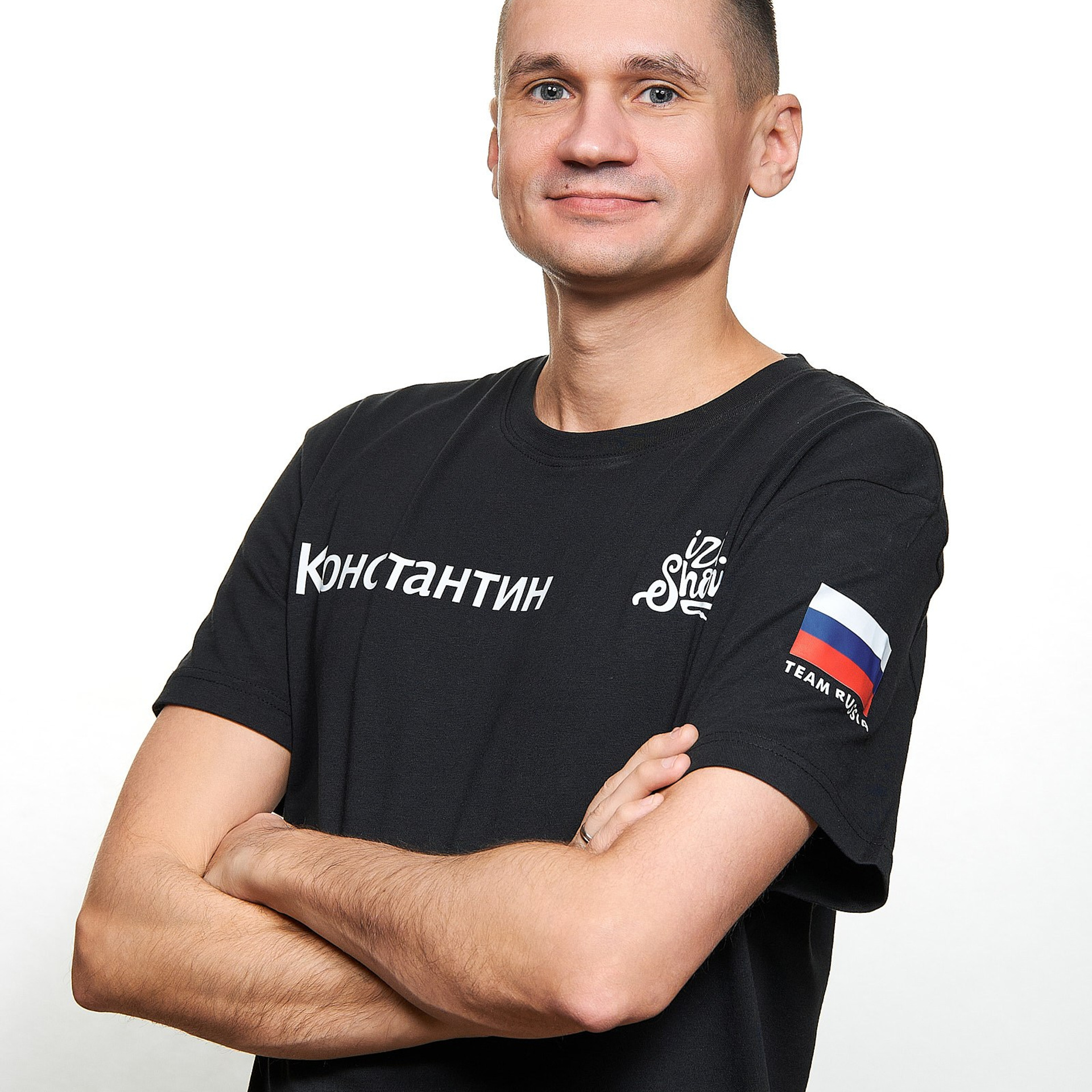 Команда Изи-Шоу (На белом фоне и в рабочей обстановке). Профессиональный фотограф в Екатеринбурге Константин Зарипов