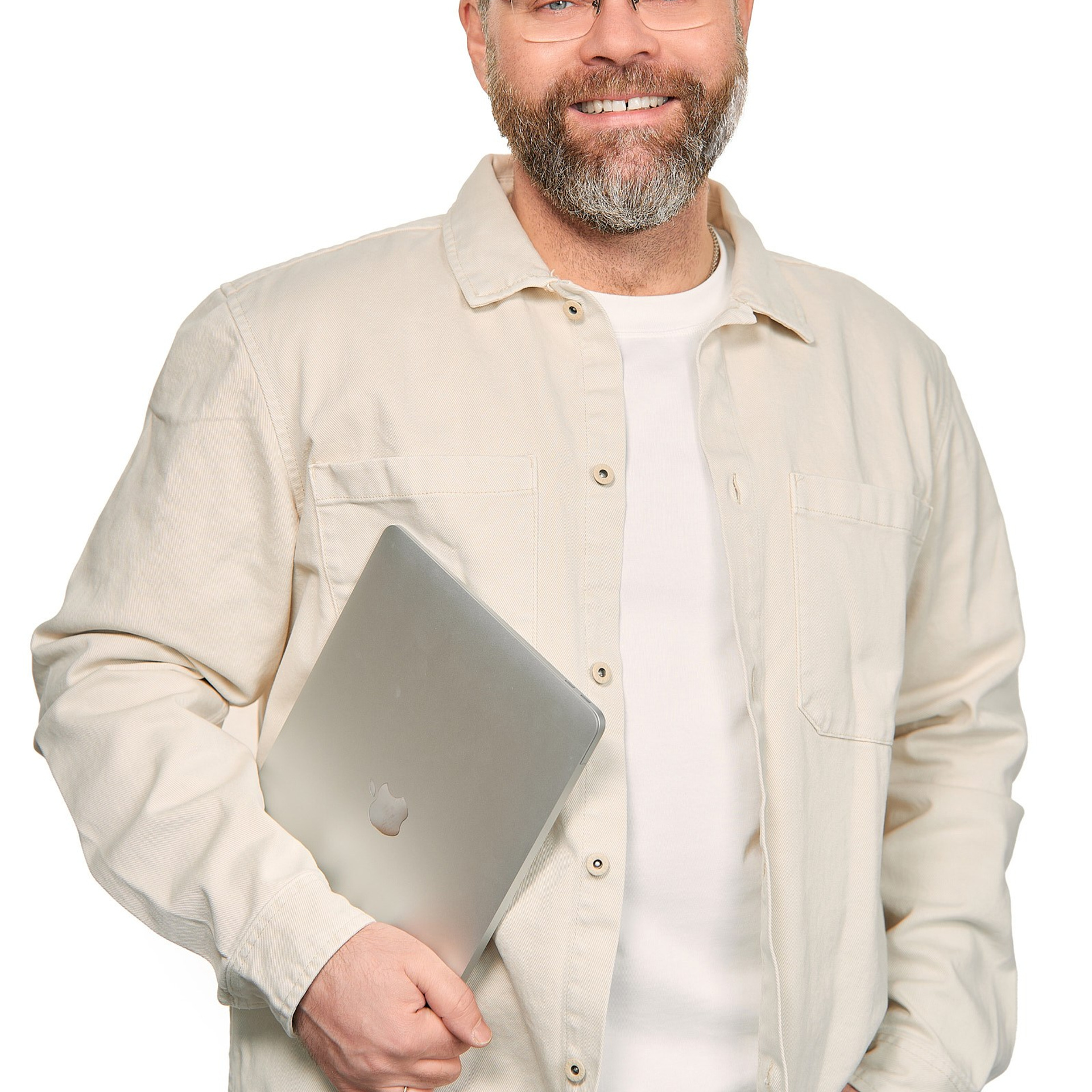 СКБ-контур (портреты в интерьерах офиса и на белом фоне). Профессиональный фотограф в Екатеринбурге Константин Зарипов