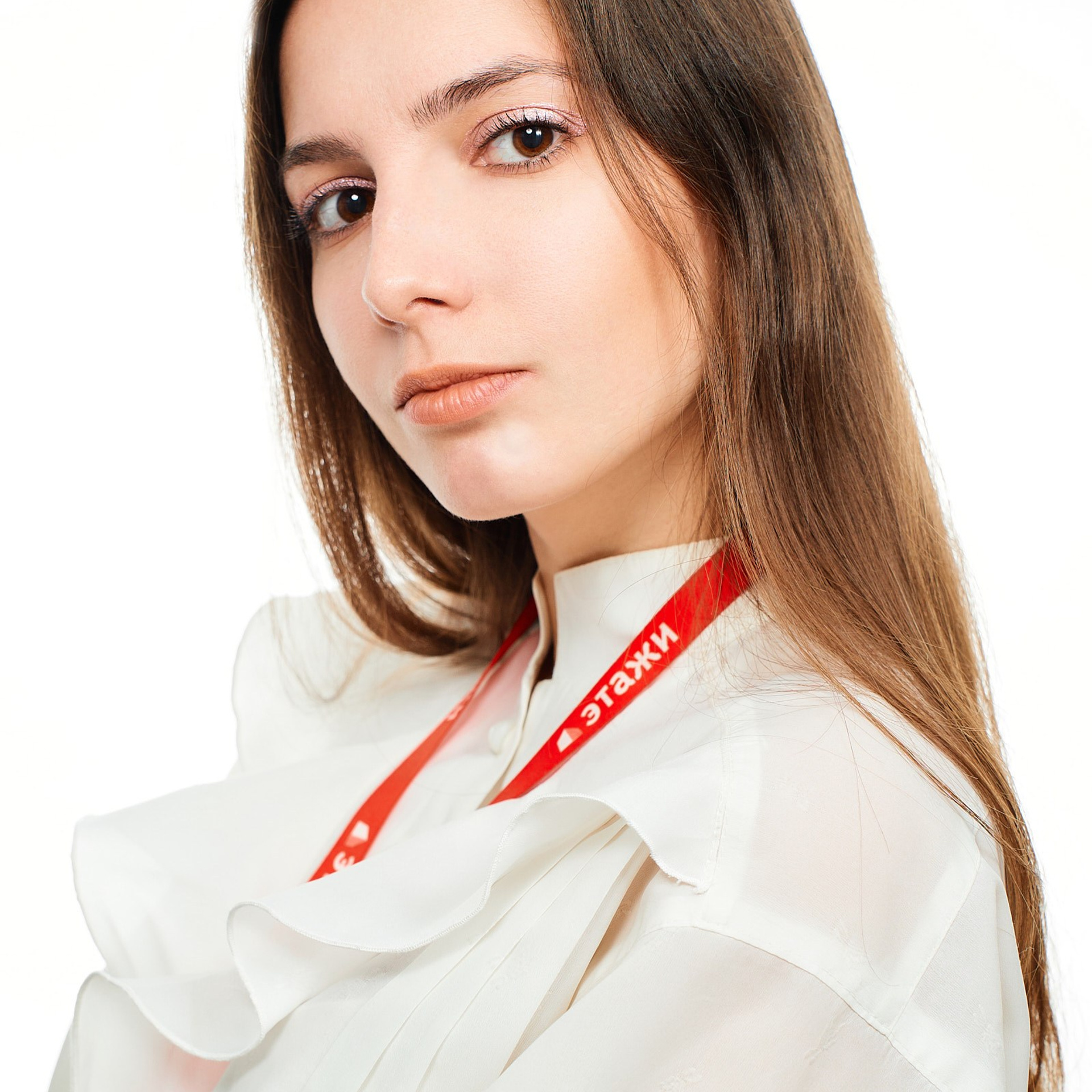 Агентство недвижимости ЭТАЖИ (Сотрудники на белом фоне). Профессиональный фотограф в Екатеринбурге Константин Зарипов