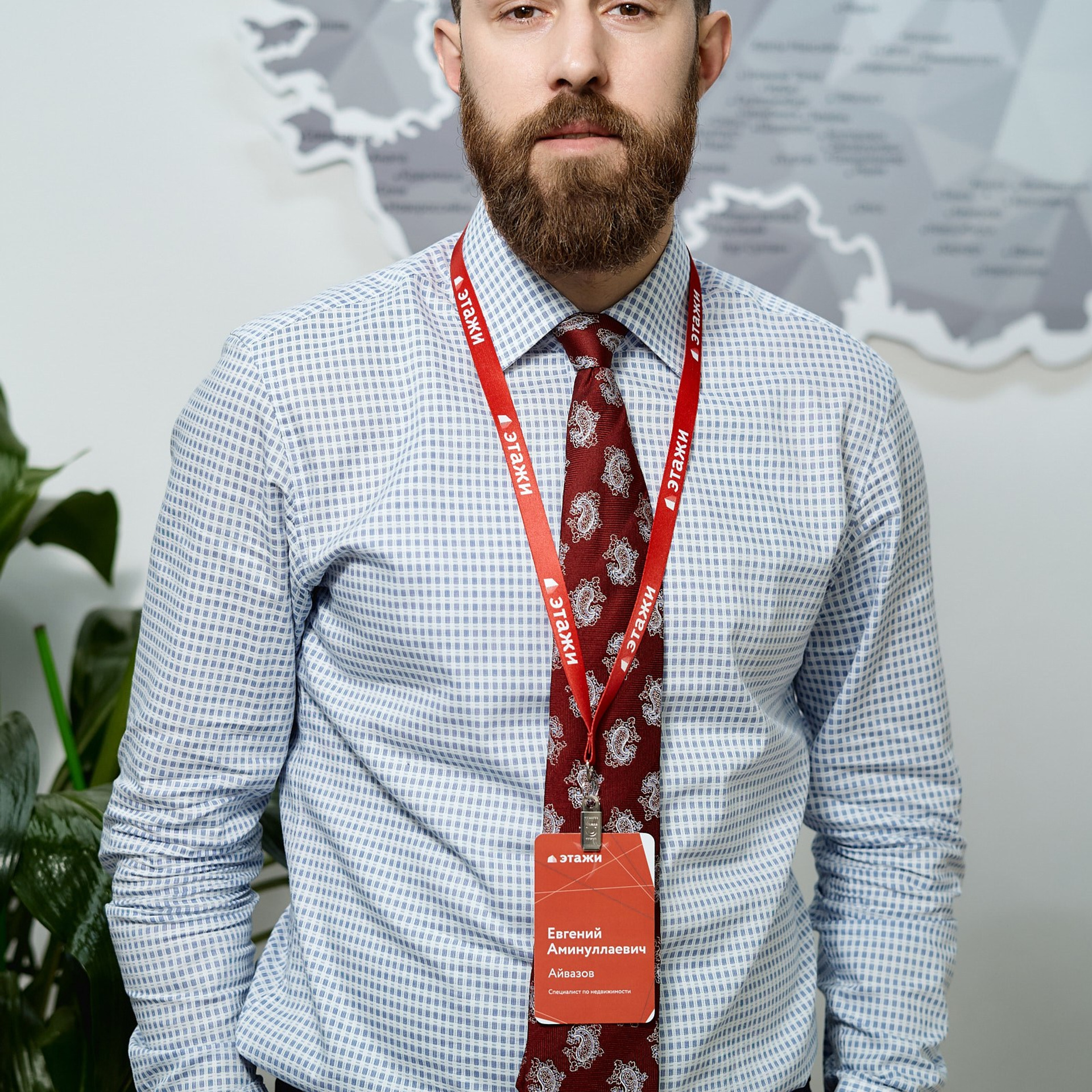 Агентство недвижимости Этажи (Сотрудники в интерьерах офиса или студии). Профессиональный фотограф в Екатеринбурге Константин Зарипов