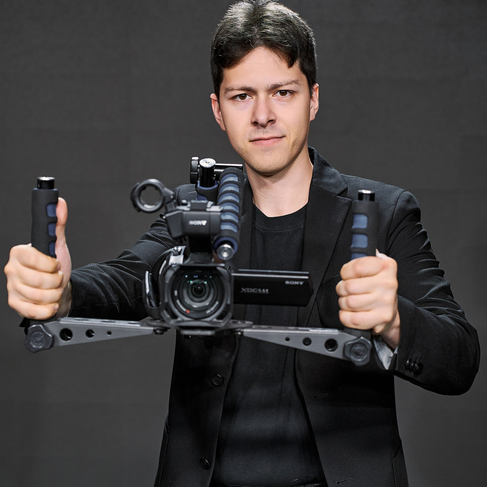 Команда Изи-Шоу (На белом фоне и в рабочей обстановке). Профессиональный фотограф в Екатеринбурге Константин Зарипов