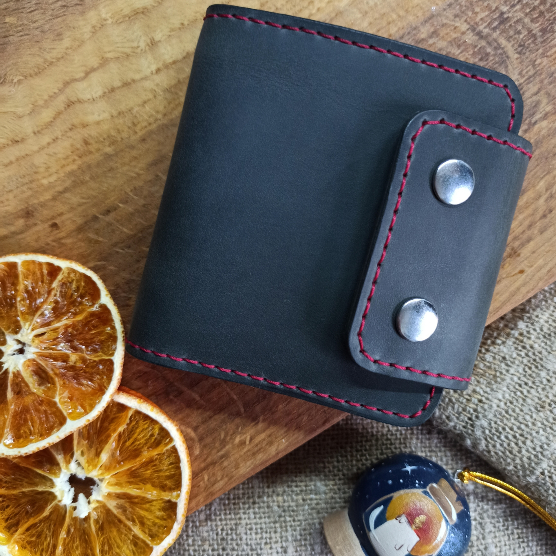 Изделия из кожи