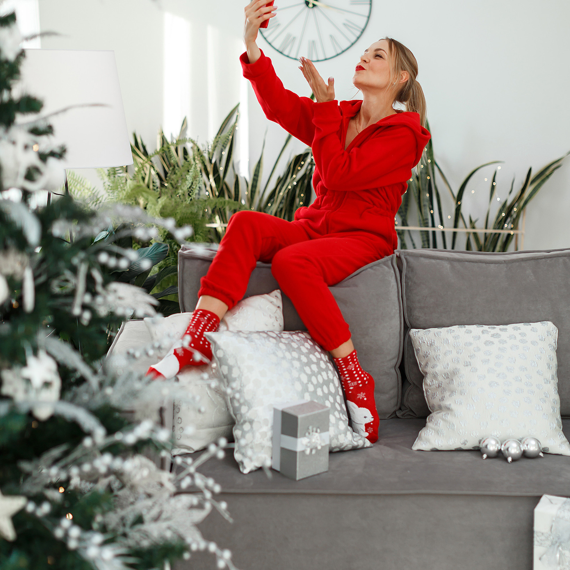 Новый год весёлый праздник