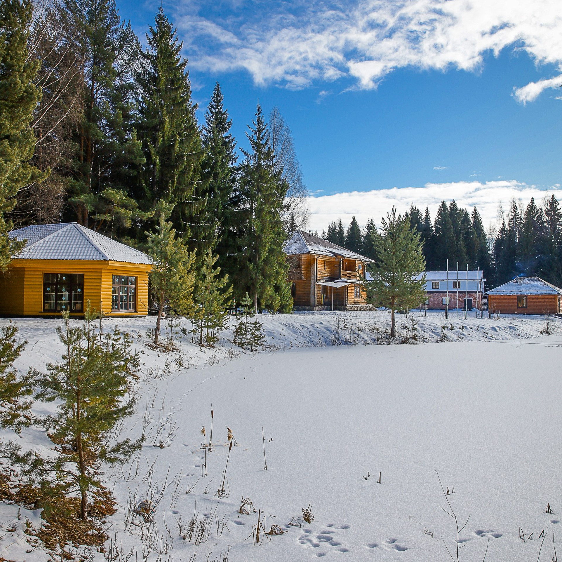 ОХОТНИЧЬЯ ЗАИМКА. ТВЕРСКАЯ ОБЛАСТЬ