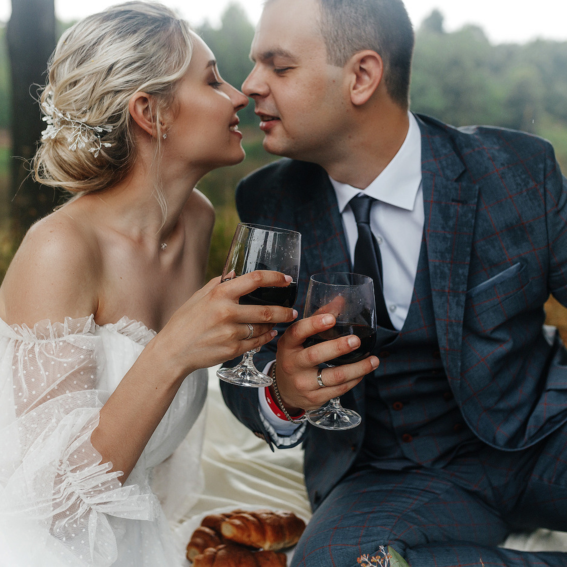 Ирина и Дмитрий, прогулка на реке