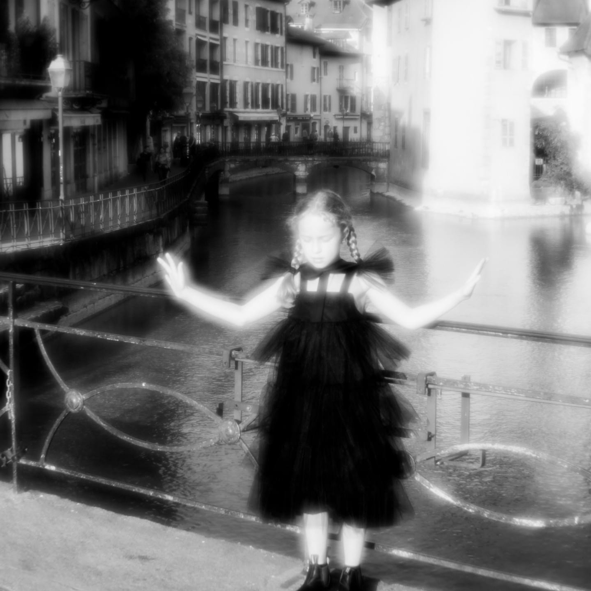 Ioanna. Anastasia Shapoval violoniste et photographe. Annecy — Geneve