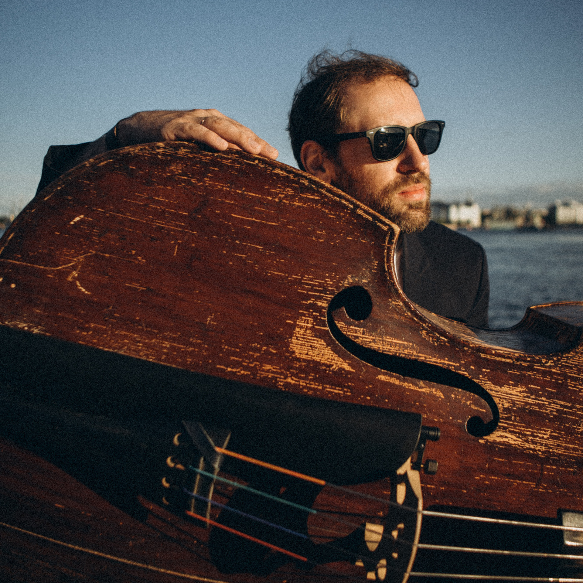 Контрабасист