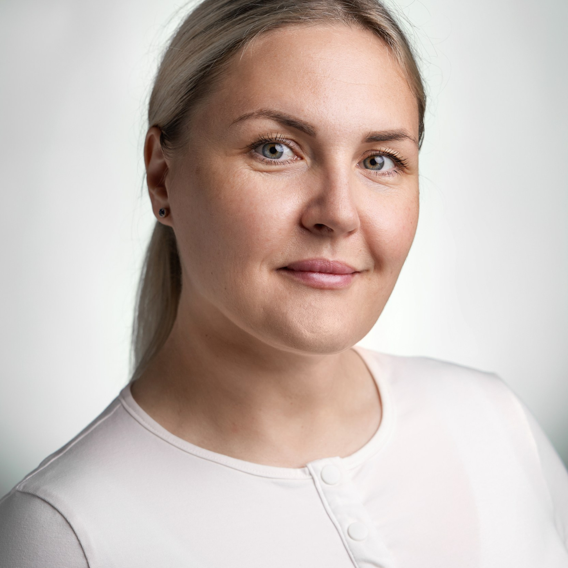 Портретная фотосъемка сотрудников. Корпоративная фотосессия сотрудников. Офисная фотосессия для сотрудников. Интерьерный фотограф, фотограф недвижимости. Фотосъемка недвижимости в Москве и Московской области