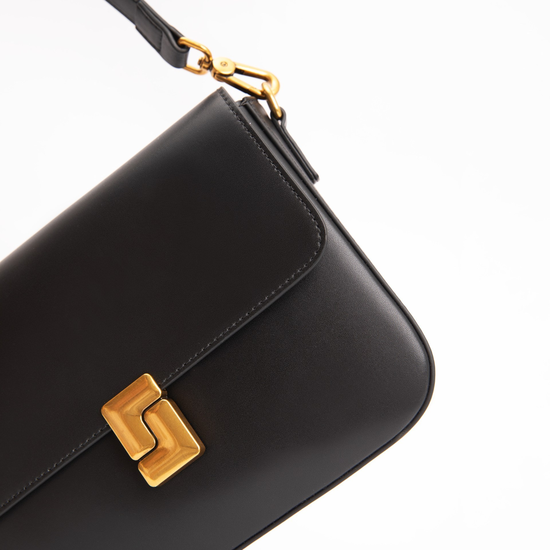 женские сумки