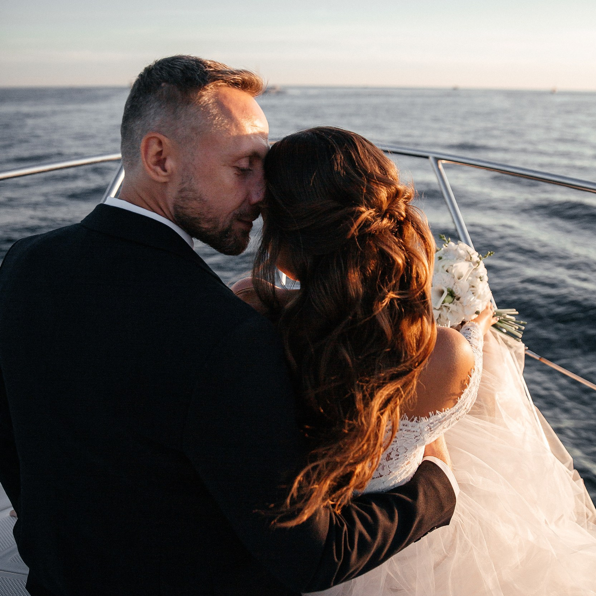 Фотосессия Свадьбы в Сочи и вечер на яхте