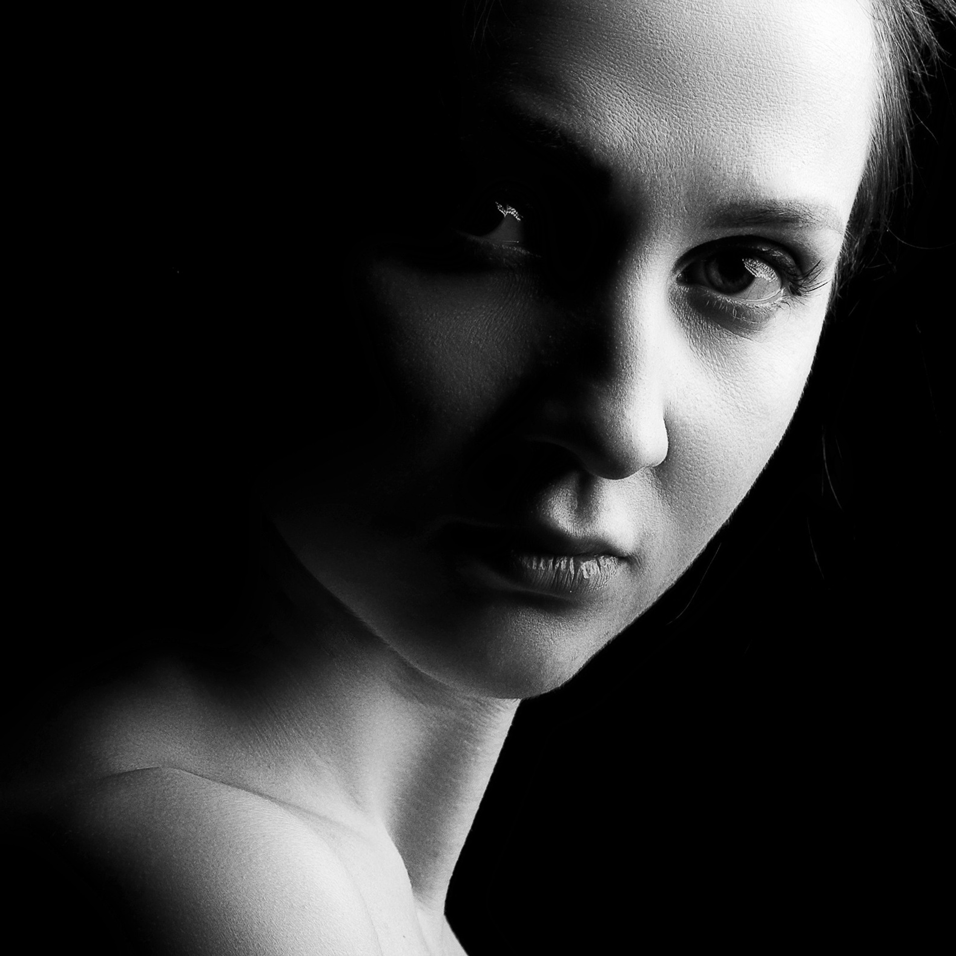 Черно-белые фотографии. Фотографы в Орле Шестопаловы Юлия и Юрий