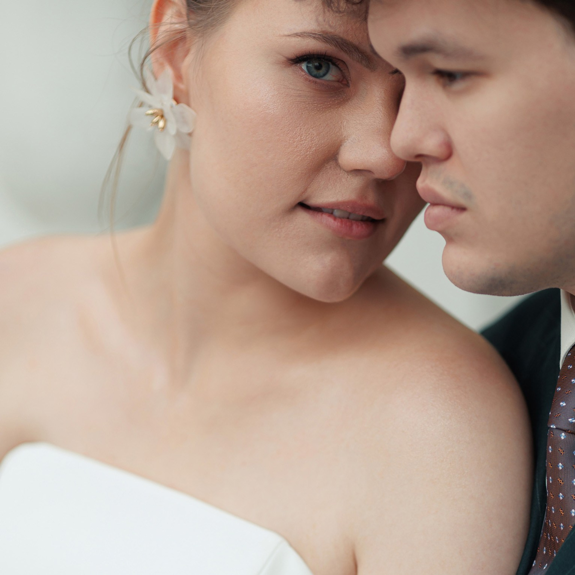 Аскар и София