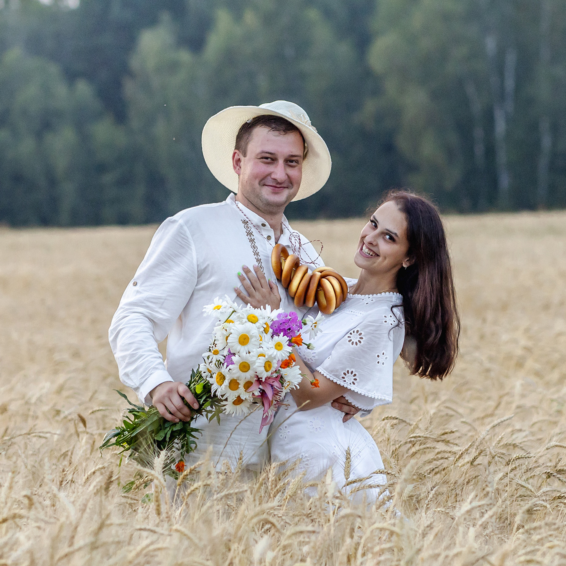 ФОТОСЕССИЯ В ПОЛЕ