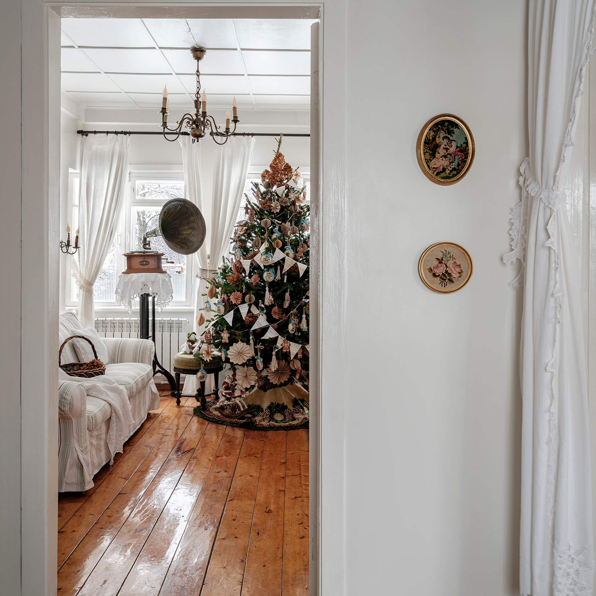 Зимнее оформление Old_new_home