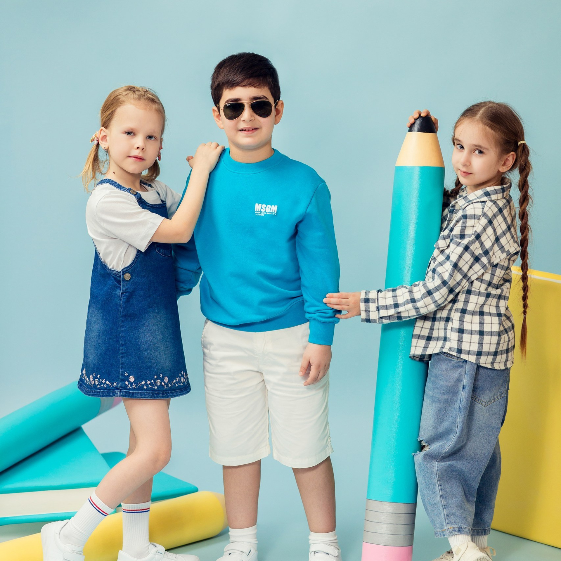 Выпускные альбомы для детского сада в Краснодаре — фотосъёмка и фотокниги для выпускников. Выпускные альбомы для школ и детских садов в Краснодаре — фотосъёмка и фотокниги для выпускников