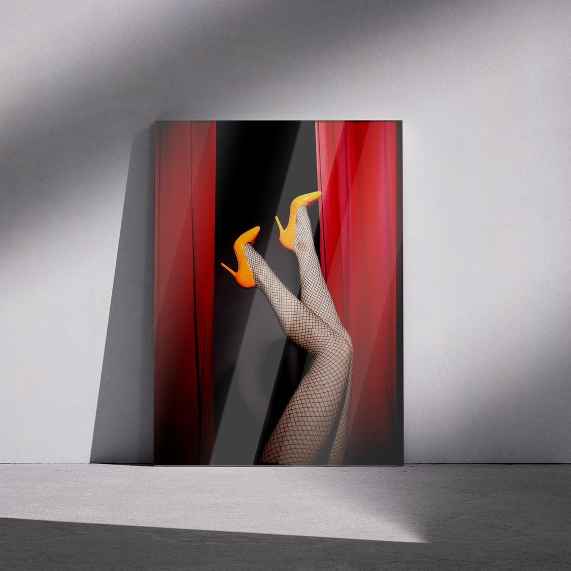 Фотография «Ноги в оранжевых туфлях». Владимир Вохмянин. Фотограф в Санкт-Петербурге