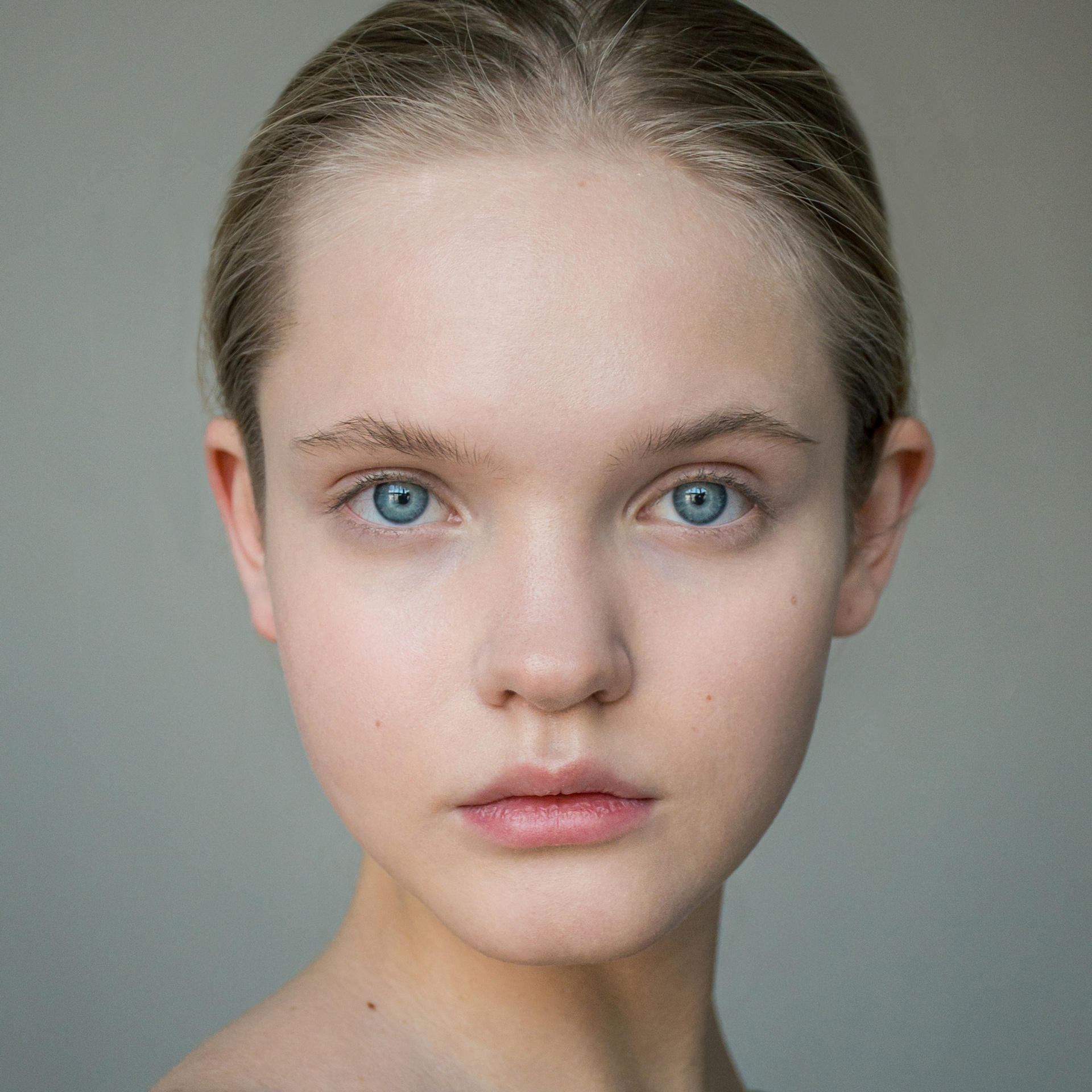 Esther Model Management