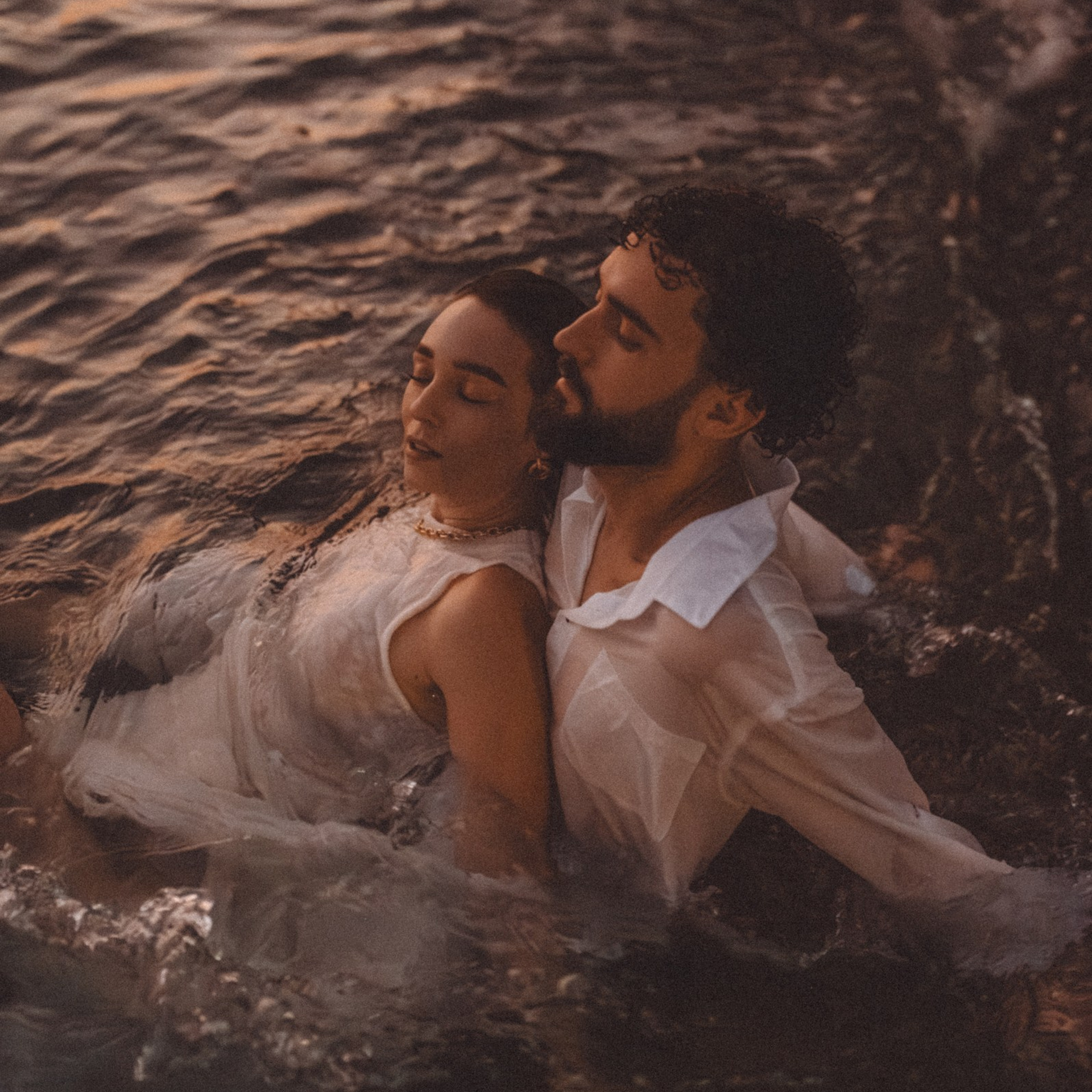 Саша и Алина