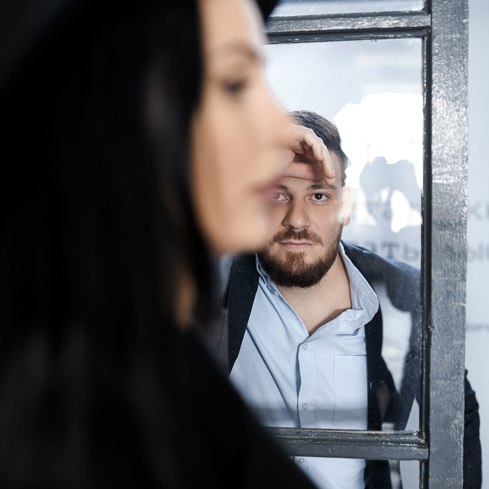 История в библиотеке. Свадебный и семейный фотограф Михаил Галабурдин и Анна Завадская. Рост