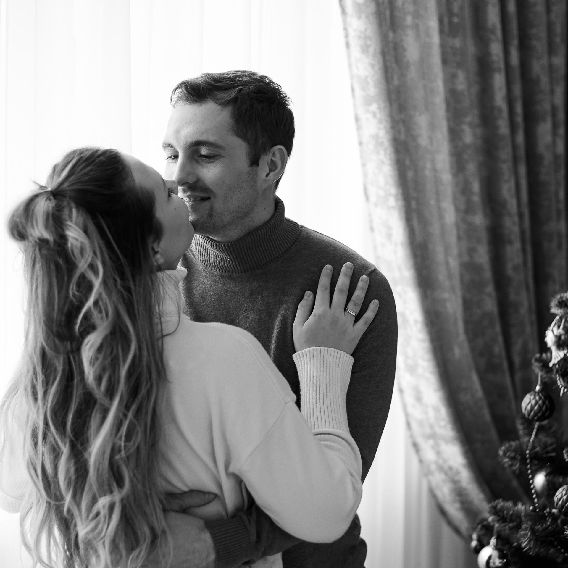 Домашняя новогоднняя история. Свадебный и семейный фотограф Михаил Галабурдин и Анна Завадская. Рост