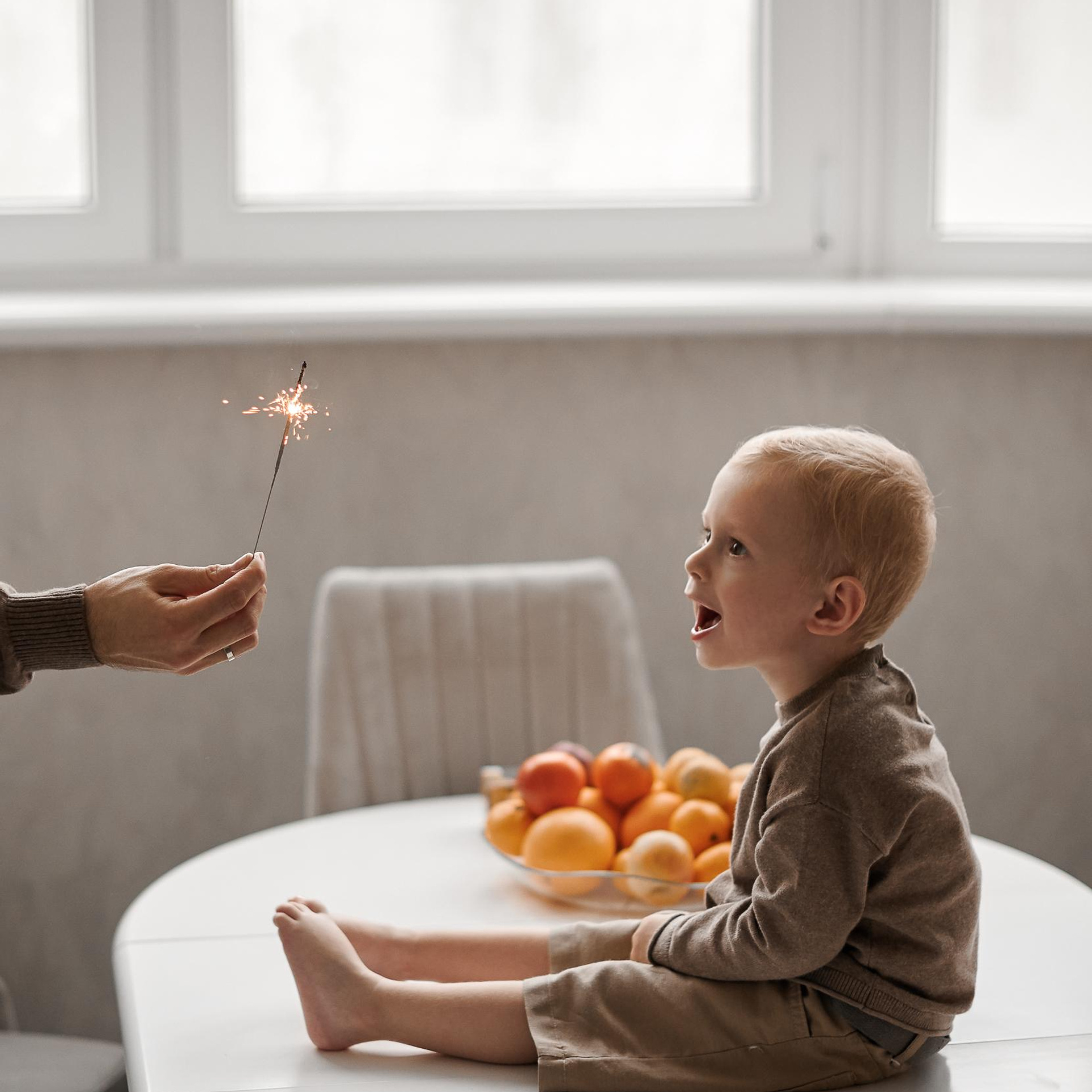 Домашняя новогоднняя история. Свадебный и семейный фотограф Михаил Галабурдин и Анна Завадская. Рост