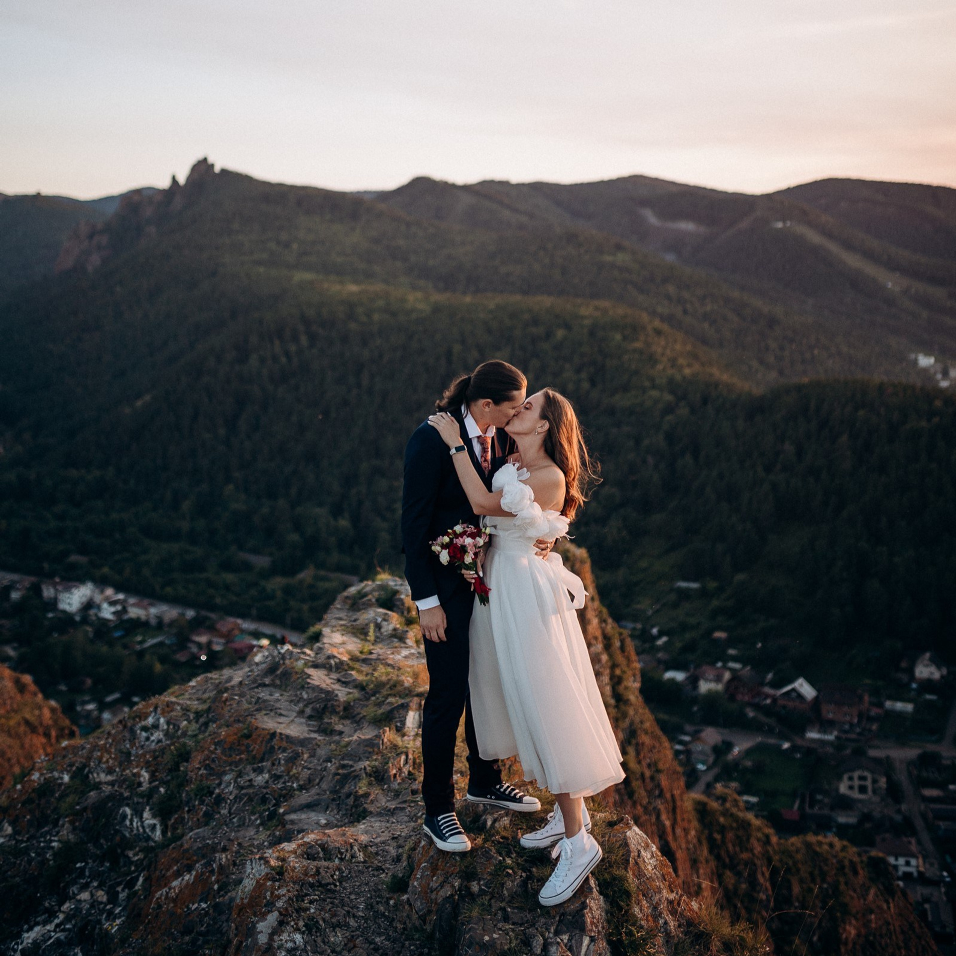 Михаил и Виктория