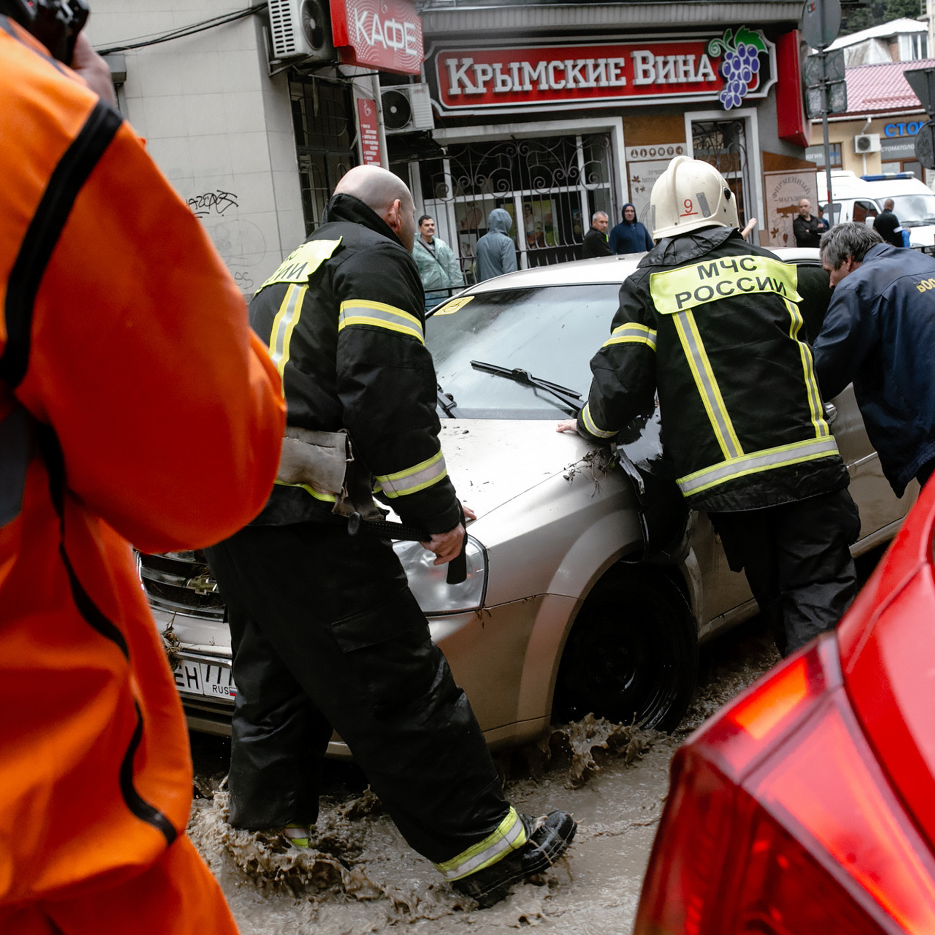 Наводнение в Ялте 18.06.2021. Свадебный фотограф ростов-на-Дону / Сочи / Москва