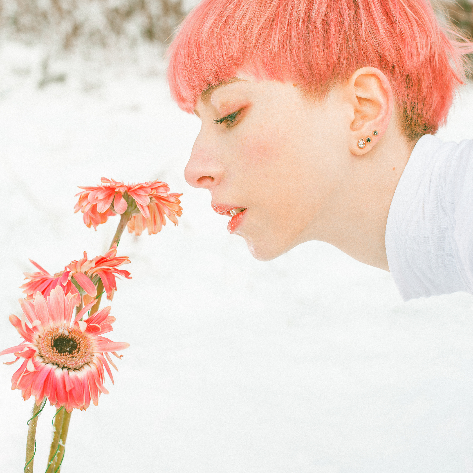 Лера и цветок