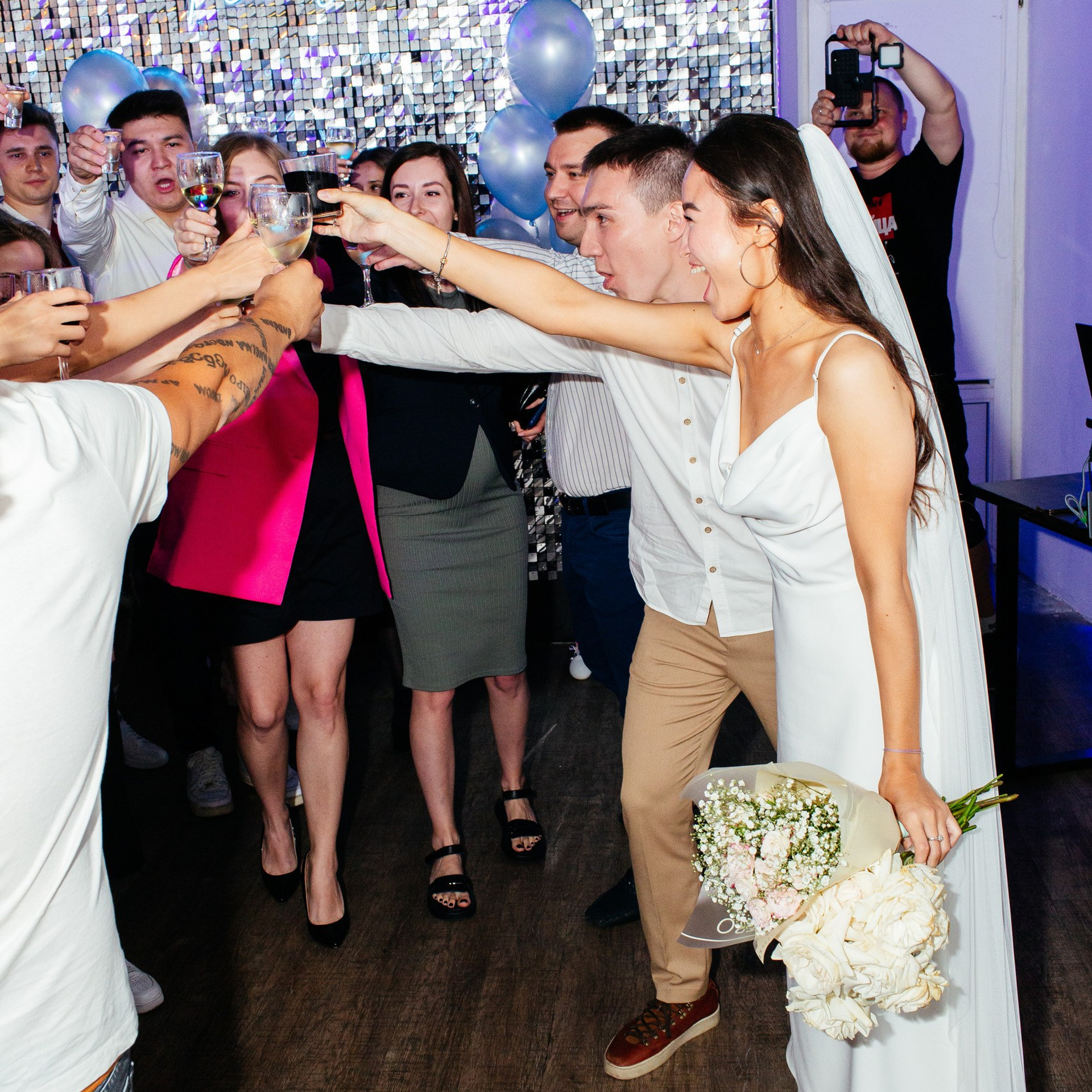 Свадьбы. Аренда лофта в СПб для мероприятий