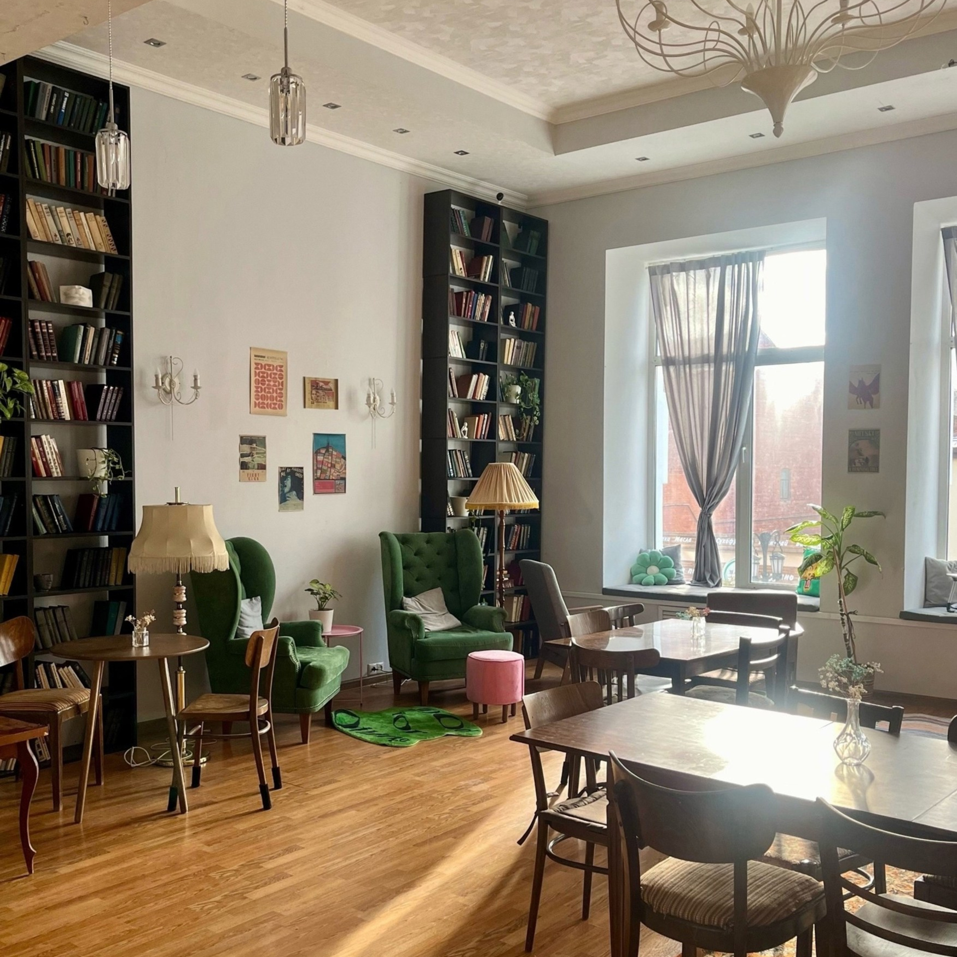 Актуальные фотостудии Самары: аренда, интерьерный и фоновые локации, услуги фотографа