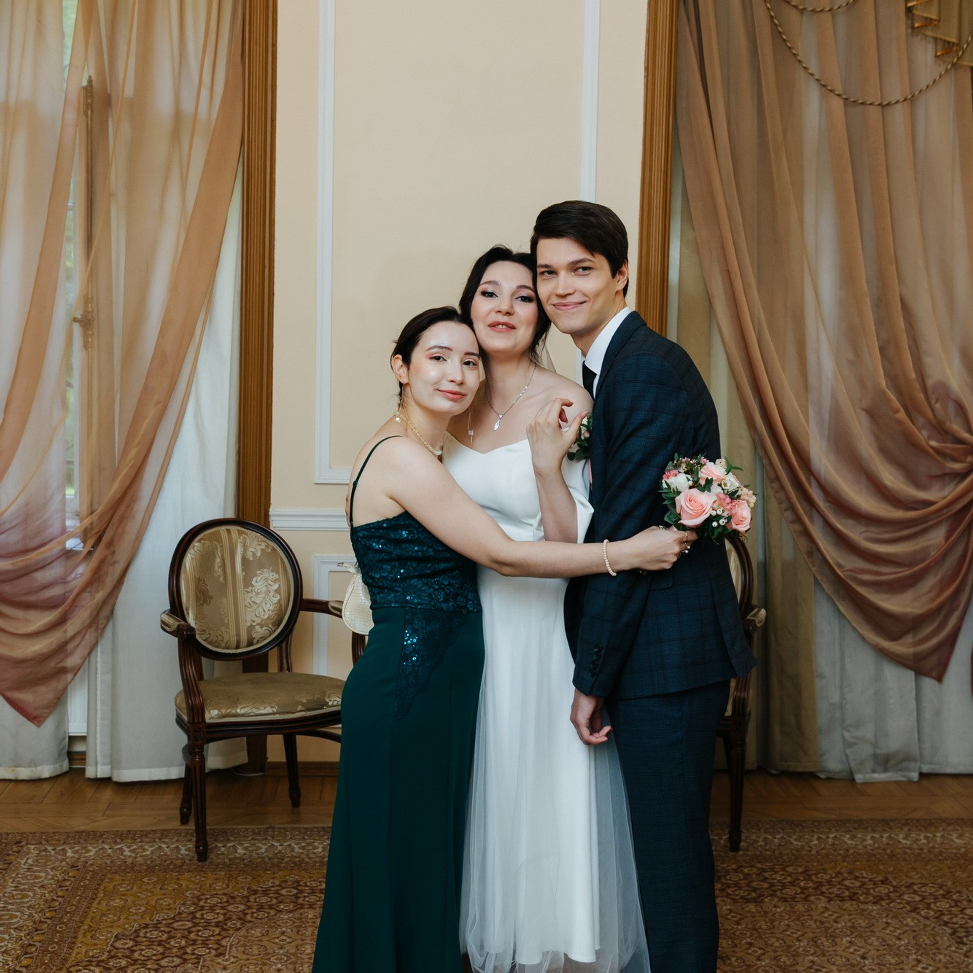 Блог | фотосессии Семейные, праздники, детские, выпуски, свадьбы,. Фотограф крещение венчание в Петербурге! Помогает подобрать храм и посоветовал душевного батюшку в СПб