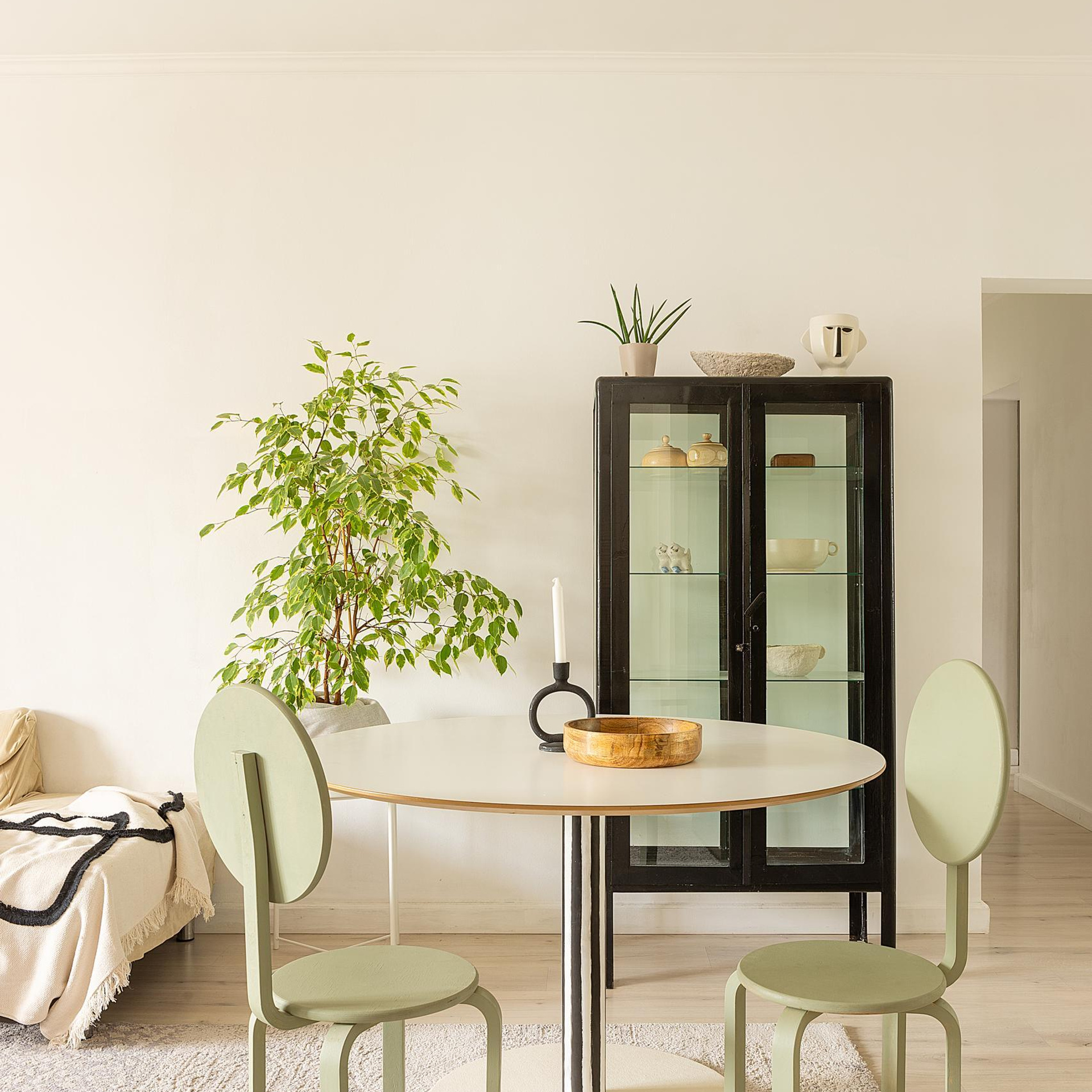 Отзывы об интерьерных фотосъёмках. Роман Якунин — интерьерный фотограф в Алматы