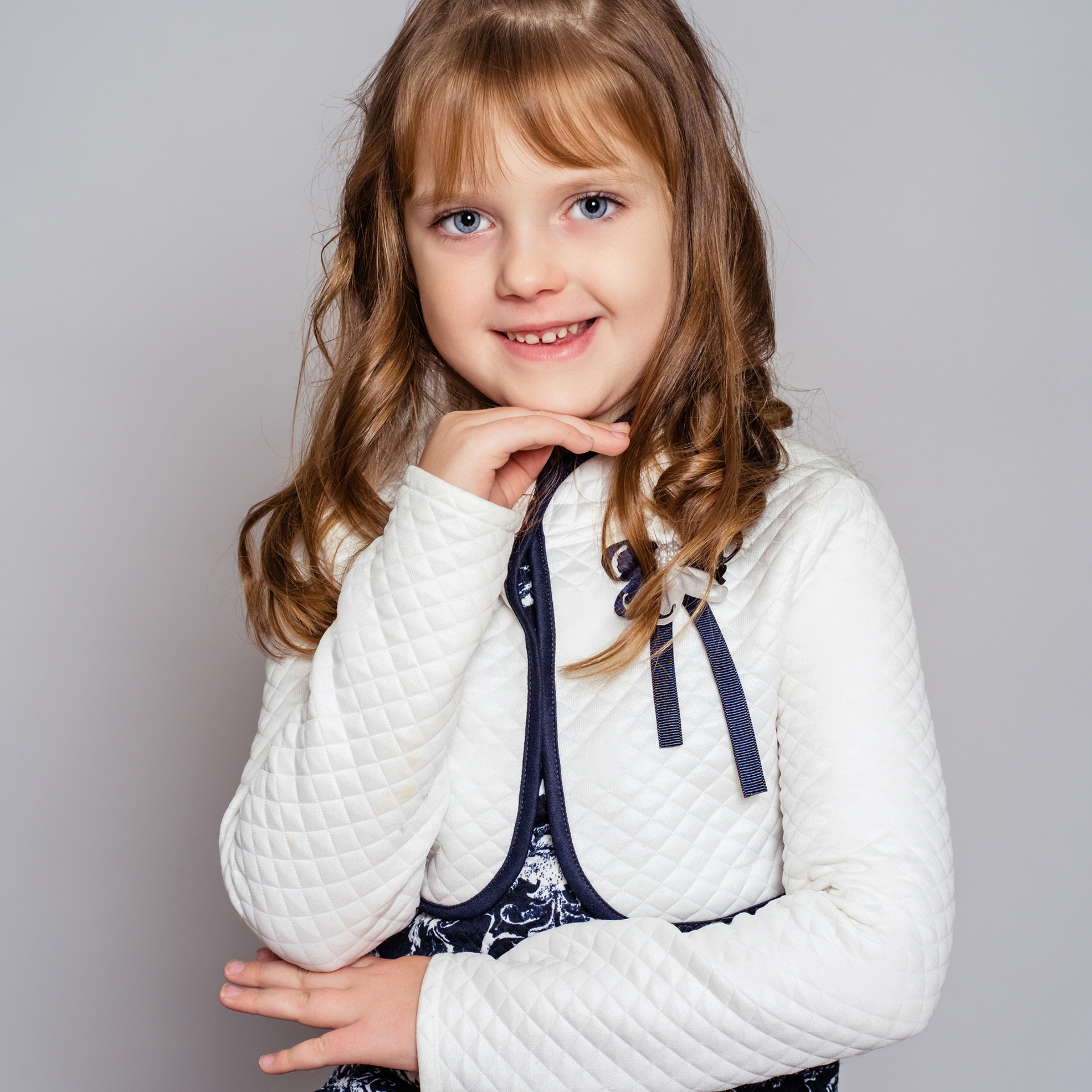 Съемка выпускного общая фотография портрет школьника фотокнига. Выпускные альбомы в Новороссийске и Краснодарском крае