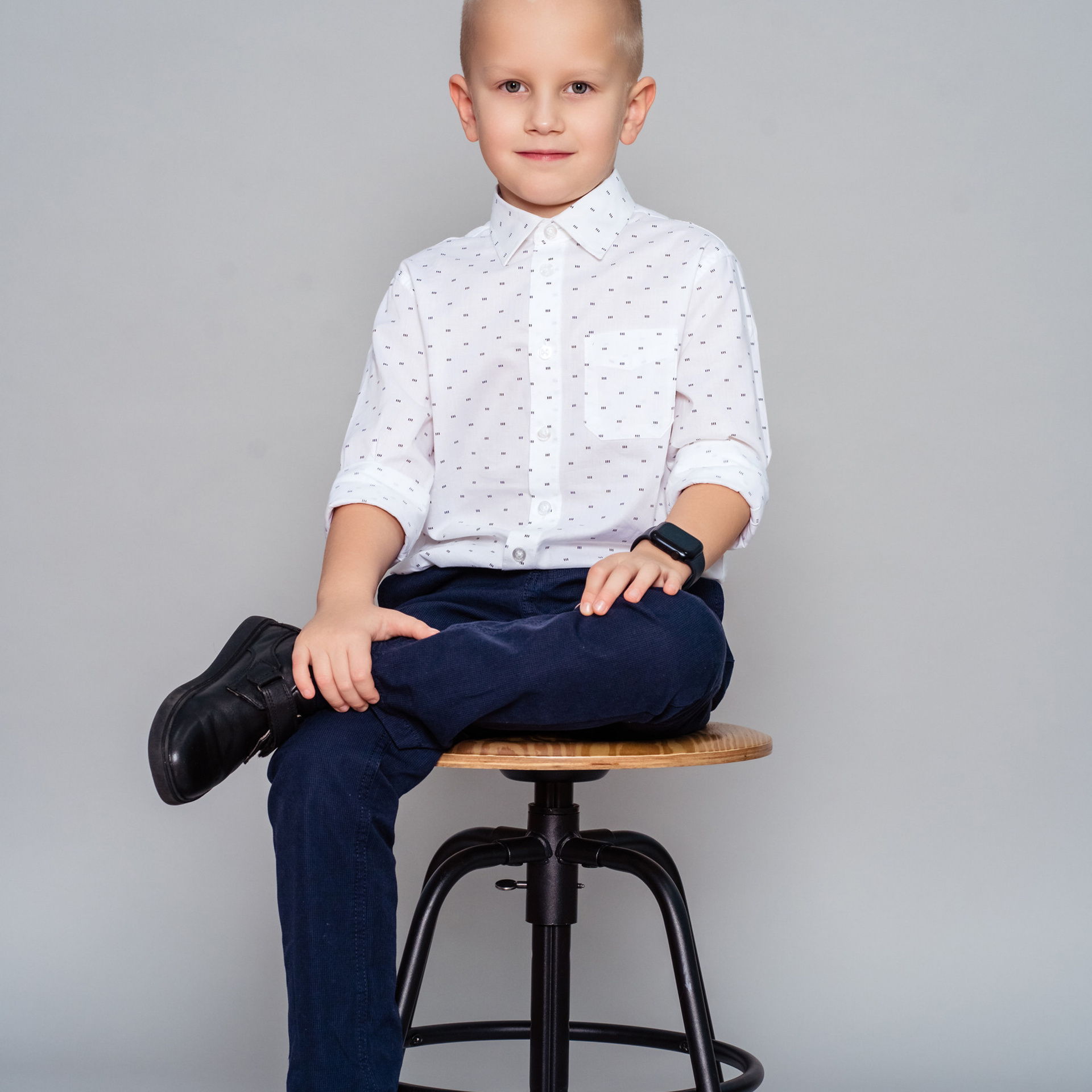 Съемка выпускного общая фотография портрет школьника фотокнига. Выпускные альбомы в Новороссийске и Краснодарском крае