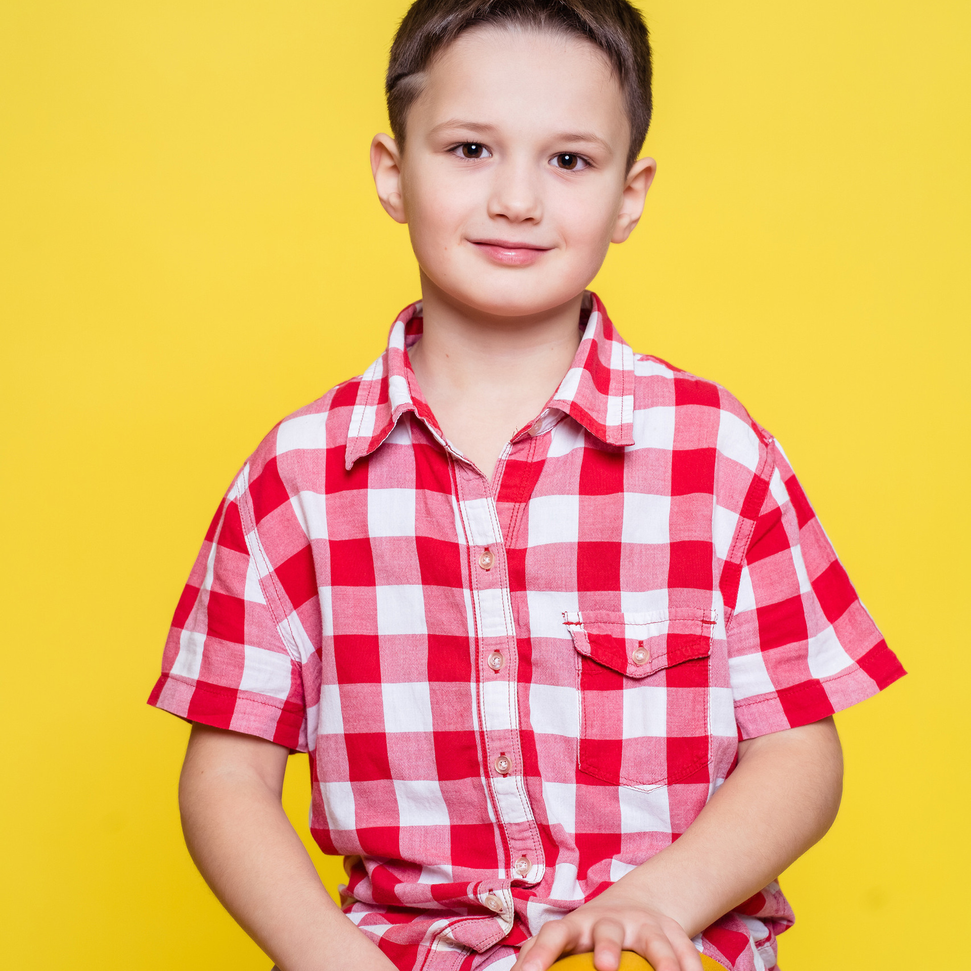 Съемка выпускного общая фотография портрет школьника фотокнига. Выпускные альбомы в Новороссийске и Краснодарском крае