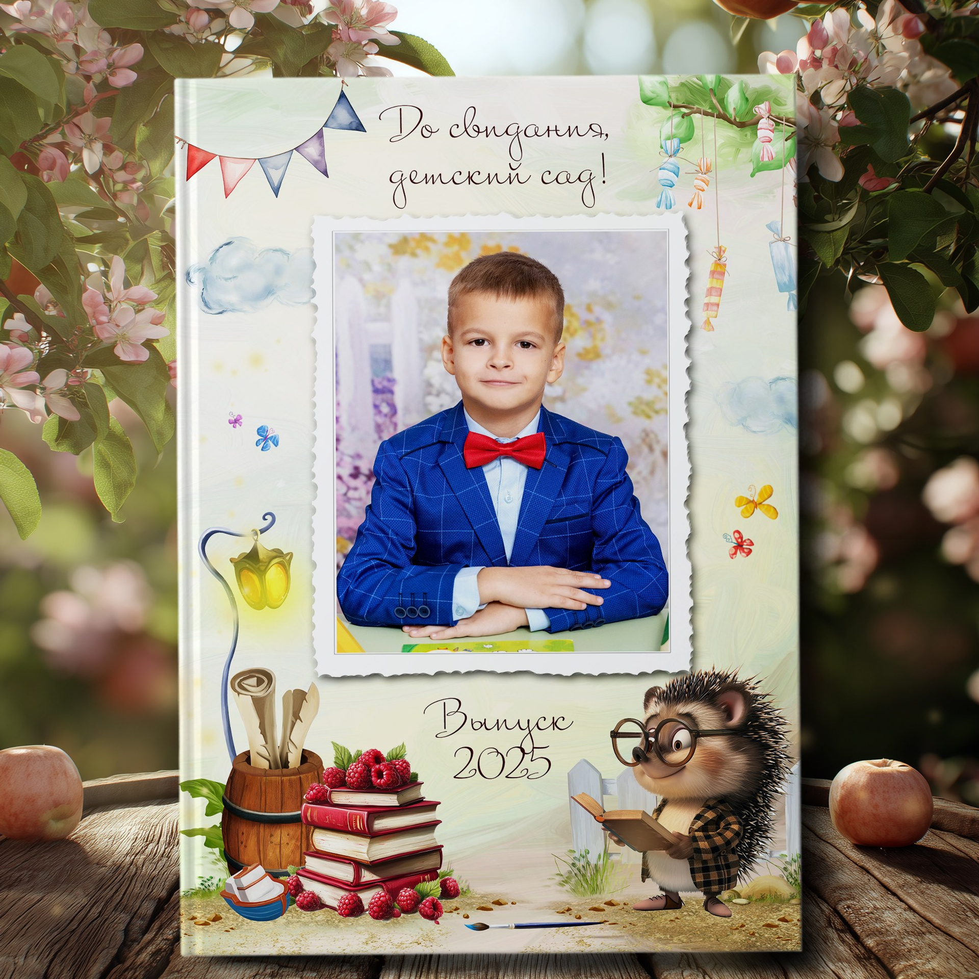 Мокап Яблочный. Шаблоны и дизайны выпускных альбомов и фотокниг