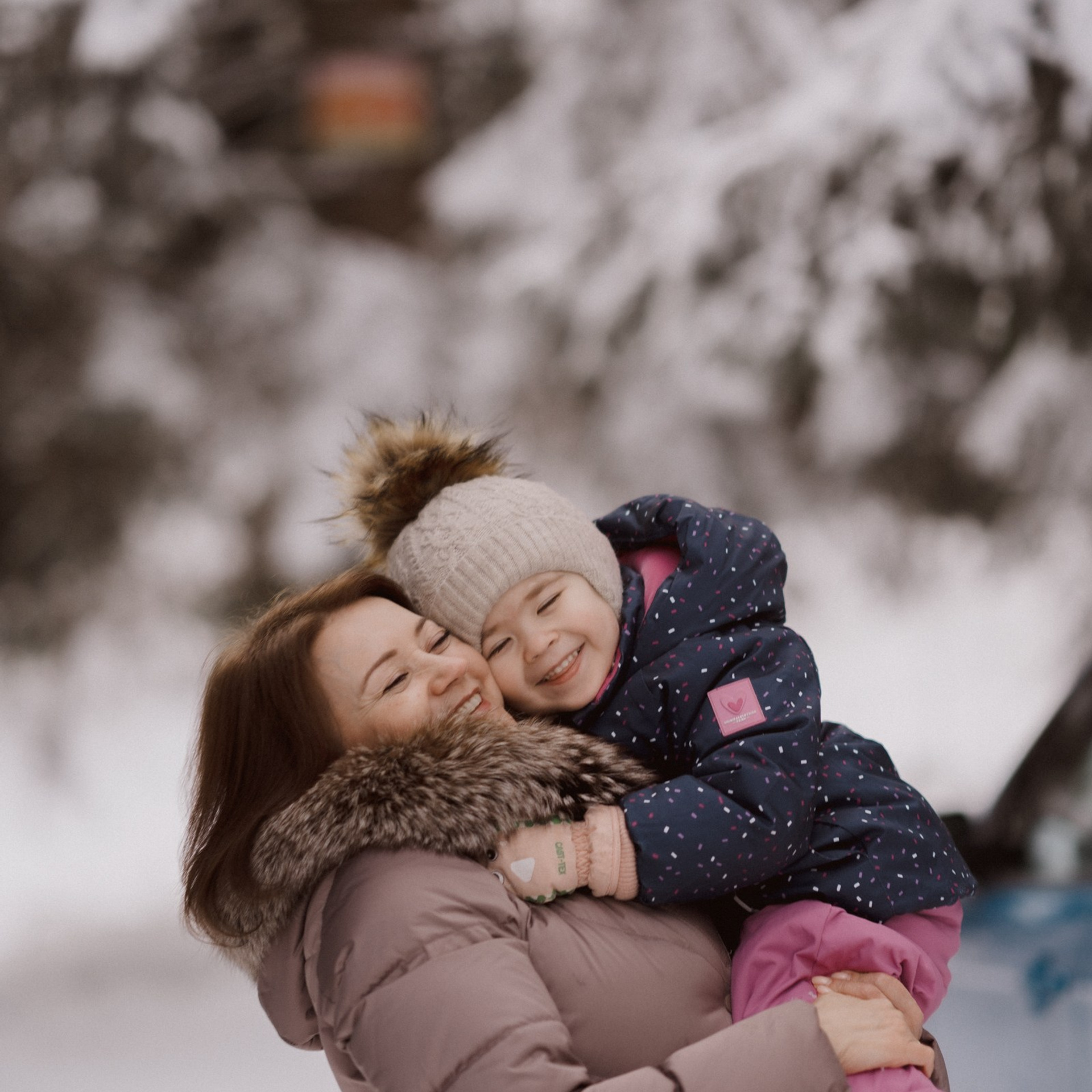 Зимняя фотосессия в лесу. Феодосия с крестной мамой Ольгой