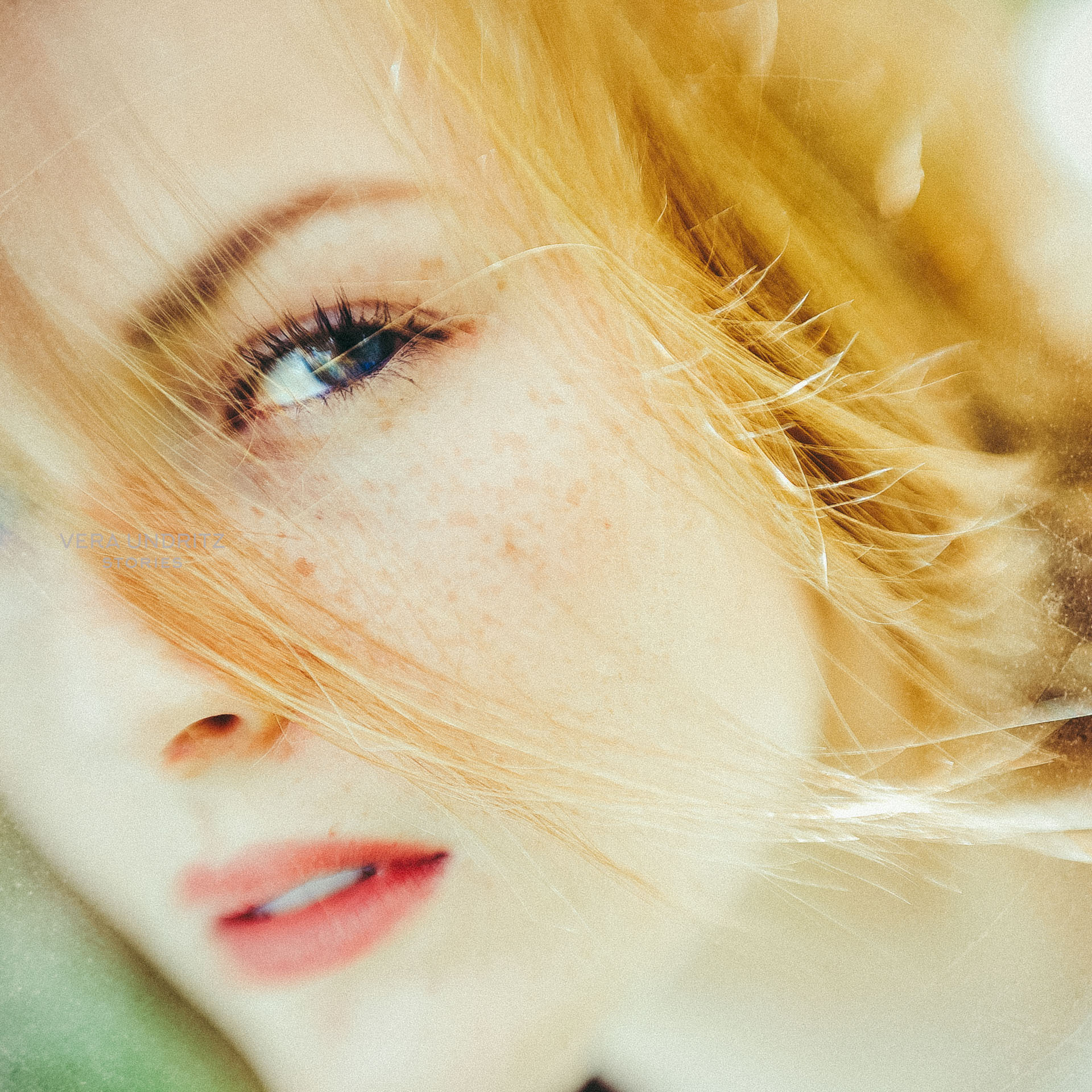 Лиза Напарстек, Анси, Франция.