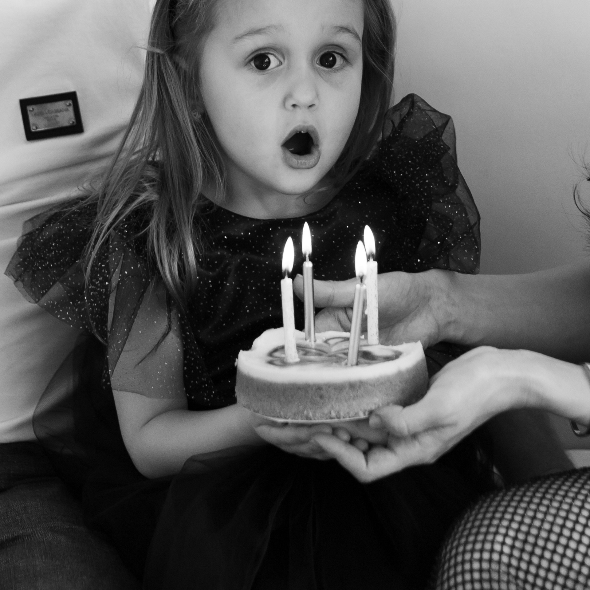 Фотосессия на 4 года в студии Москва. Свадебный фотограф Москва Москвовская область Санкт-Петербург