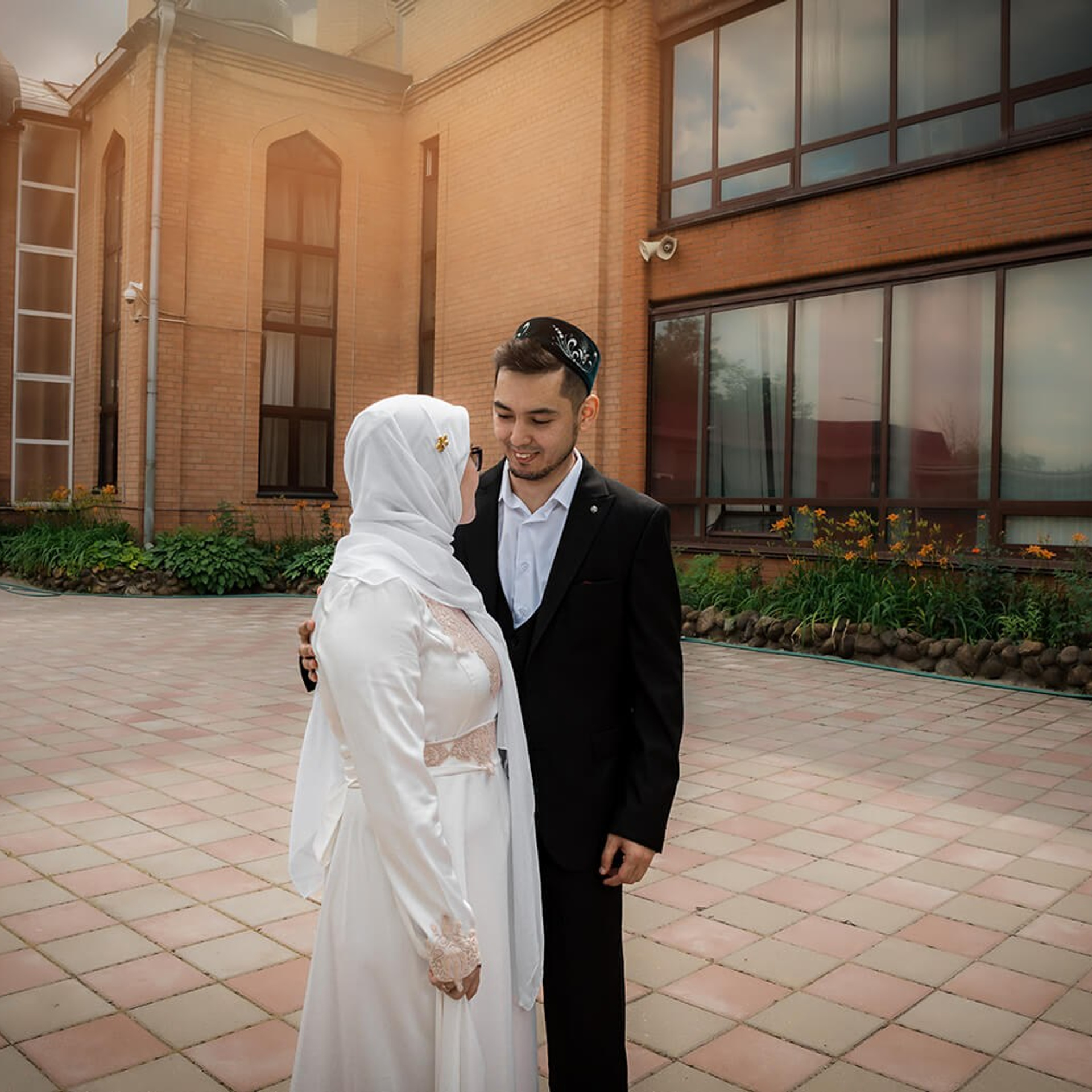 Никах Акмала и&nbsp;Жени