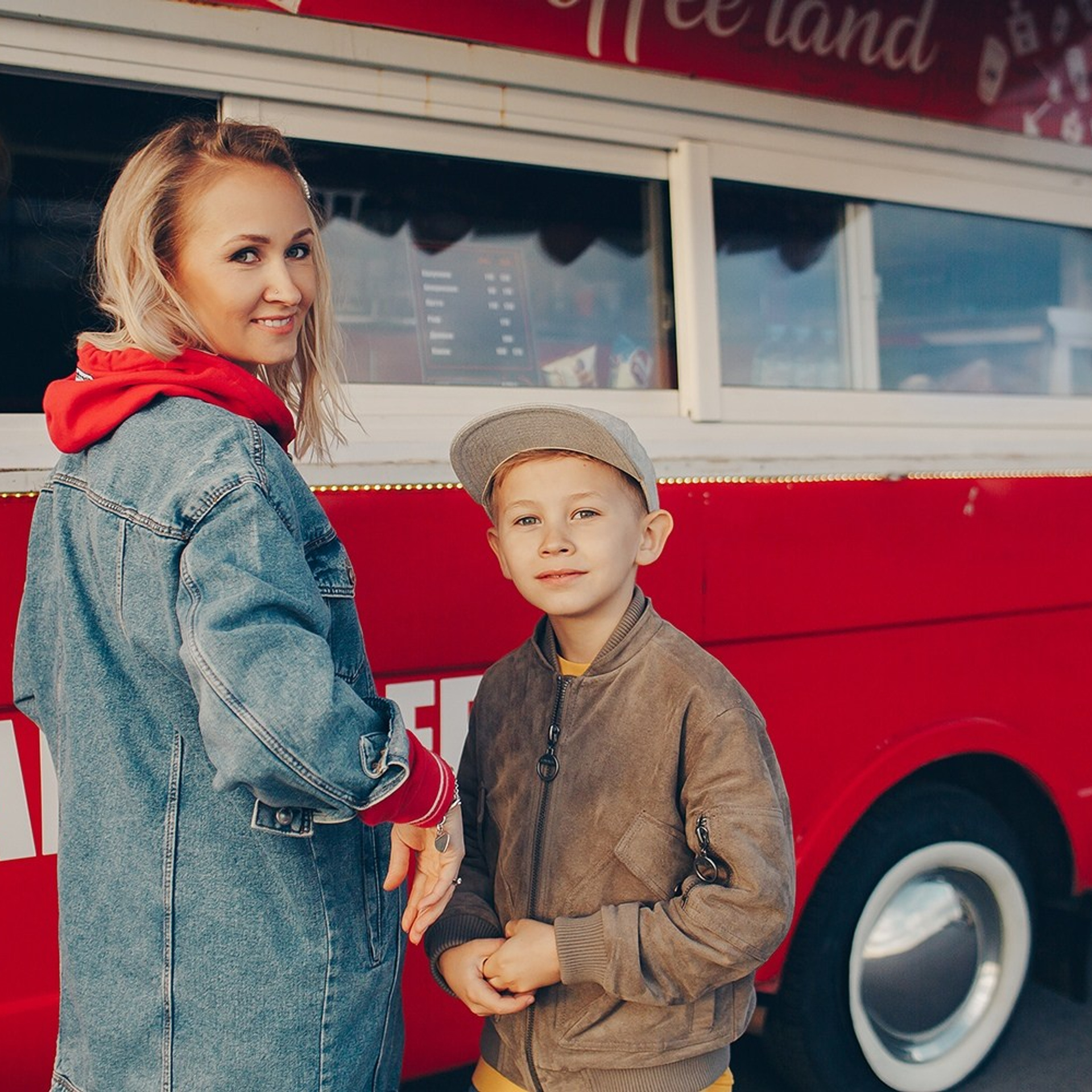 Прогулка с Жанной и её мальчишками