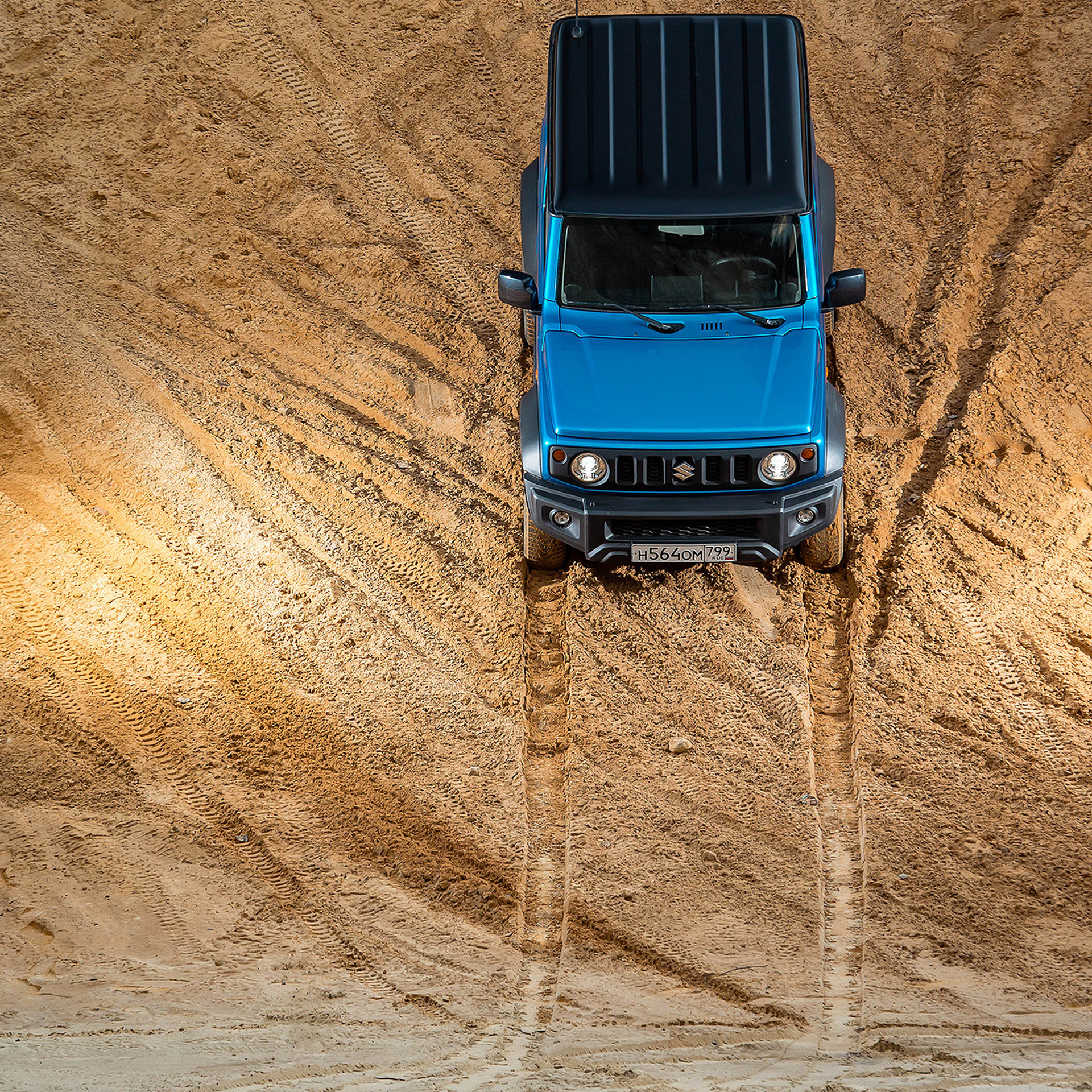 Suzuki Jimny. Фотограф Дмитрий Питерский