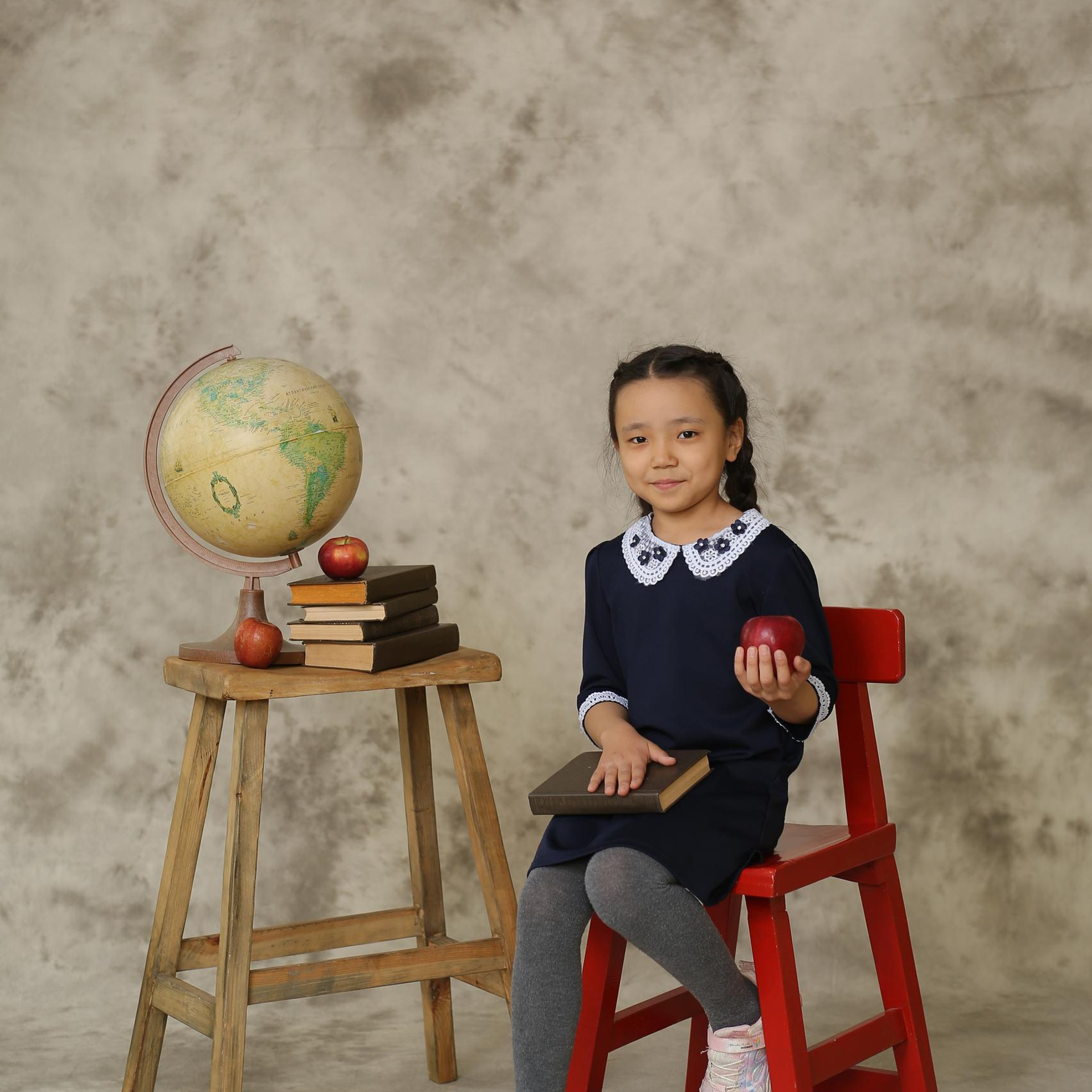 Отзывы о компании Фотобук. Выпускные альбомы в Тюмени для школ, садов, вузов спортивных секций