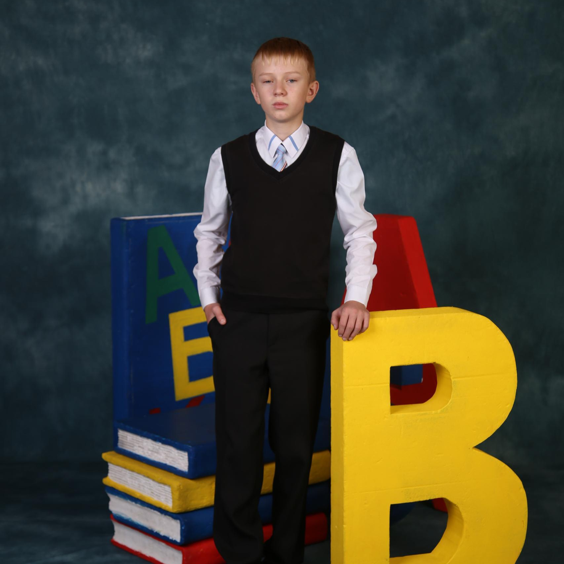 Отзывы о компании Фотобук. Выпускные альбомы в Тюмени для школ, садов, вузов спортивных секций