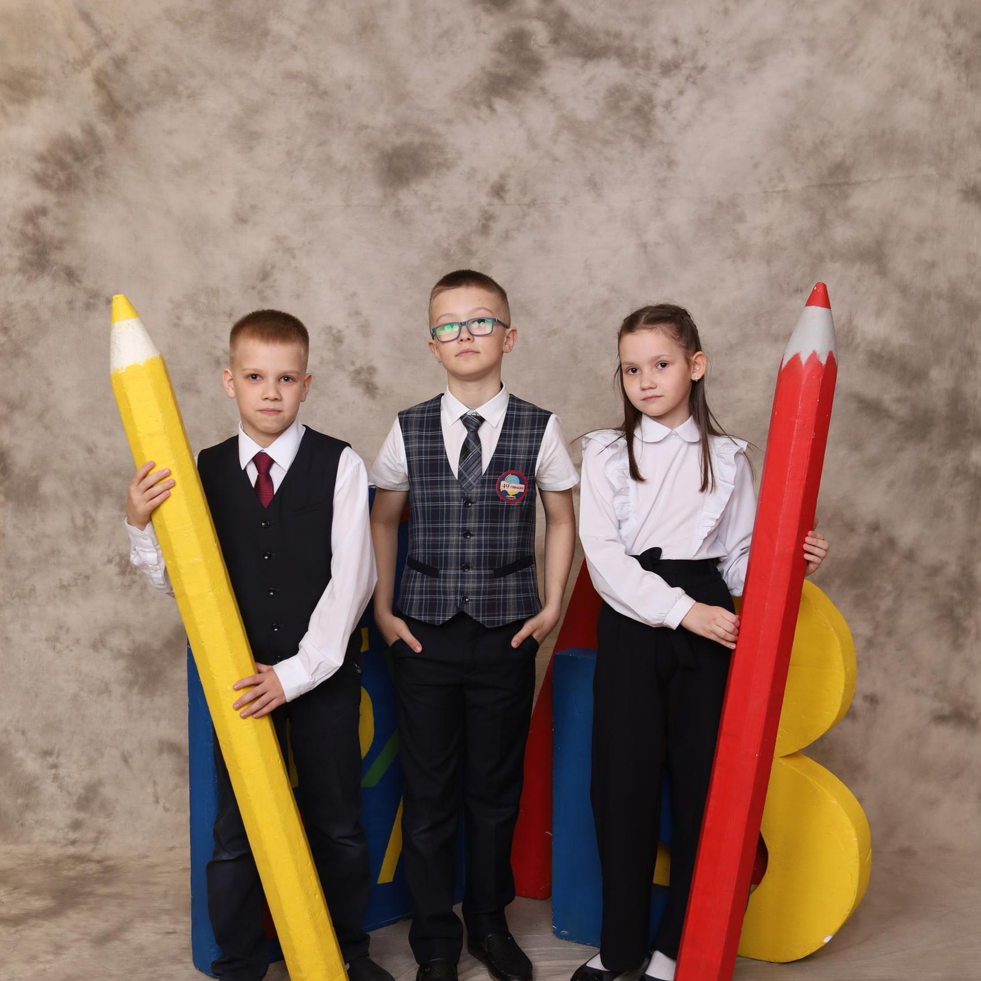 Отзывы о компании Фотобук. Выпускные альбомы в Тюмени для школ, садов, вузов спортивных секций