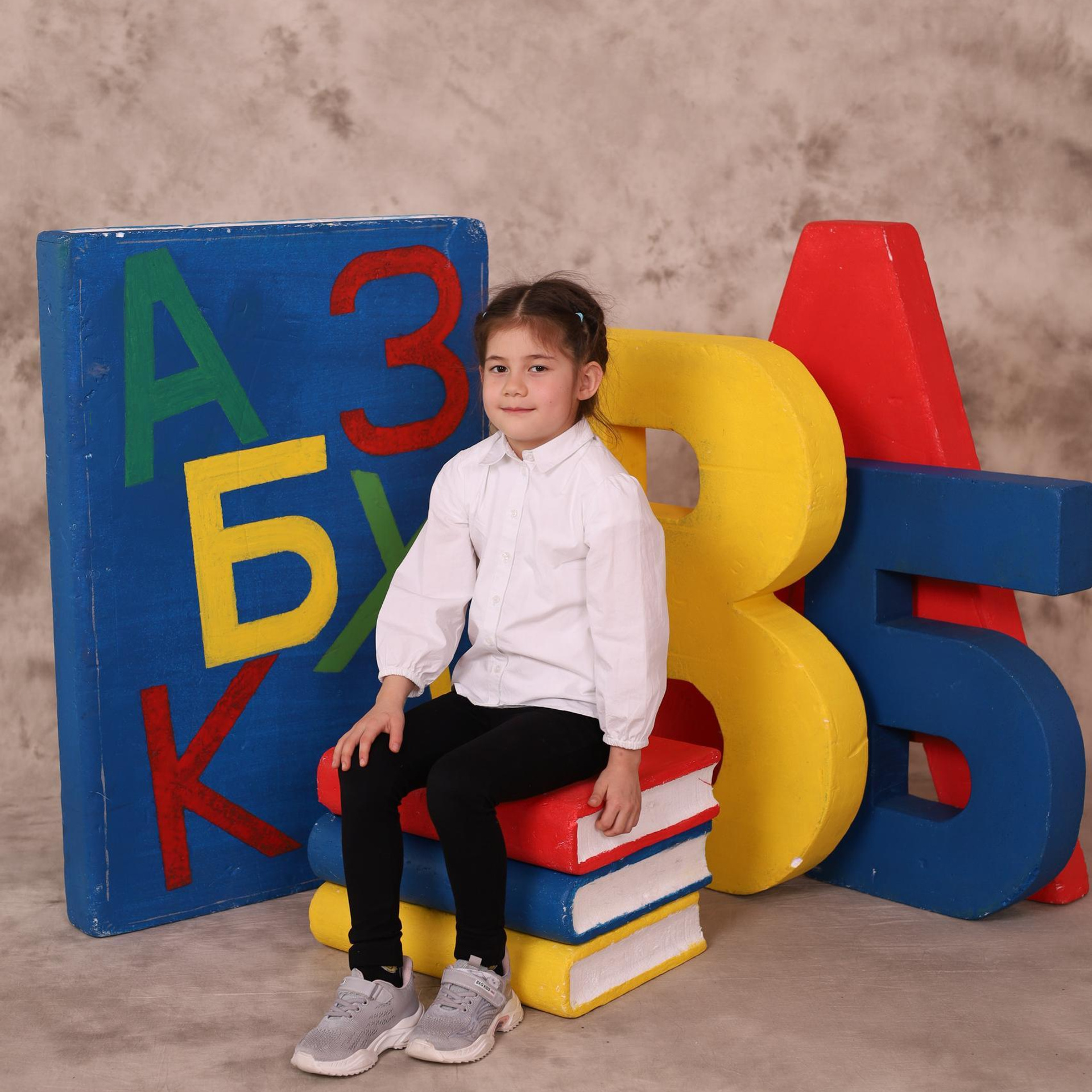 Отзывы о компании Фотобук. Выпускные альбомы в Тюмени для школ, садов, вузов спортивных секций