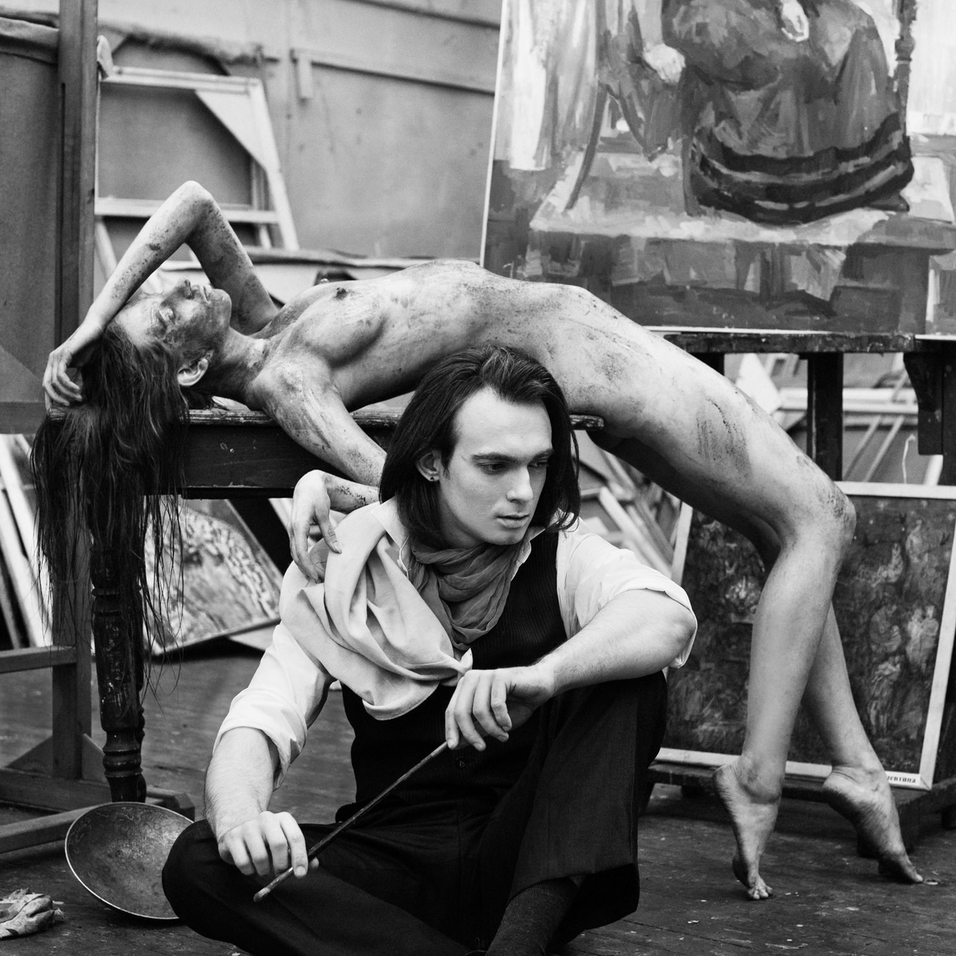 - фотосессии в эксклюзивных образах в  СПб и Москве. провожу регулярны. Фотограф Облако Александра