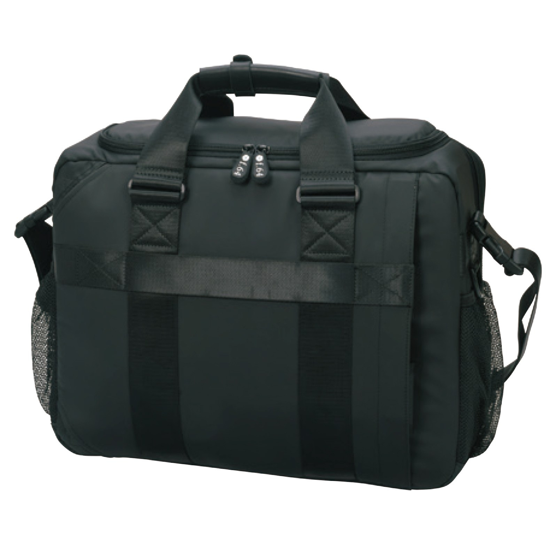 Последняя модель 3WAY типа «сумка для фотокамеры f.64». Фотограф — видеограф в Москве Дмитрий Менделеев