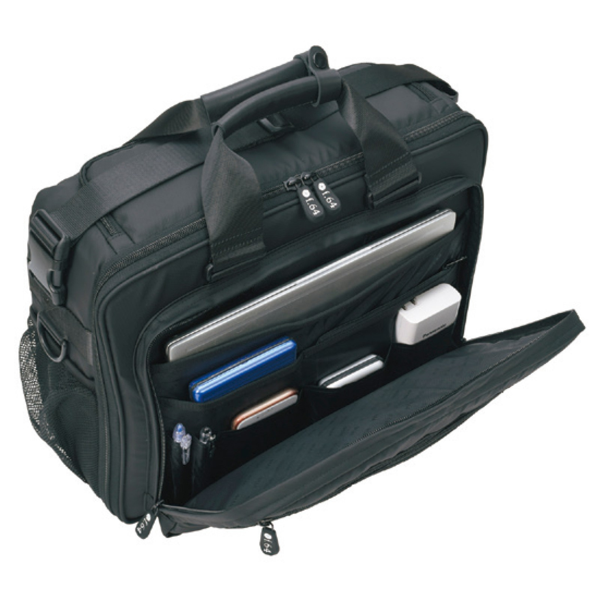 Последняя модель 3WAY типа «сумка для фотокамеры f.64». Фотограф — видеограф в Москве Дмитрий Менделеев